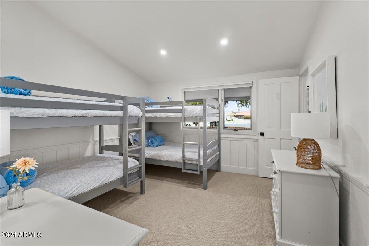 1409 W PORT AU PRINCE Lane