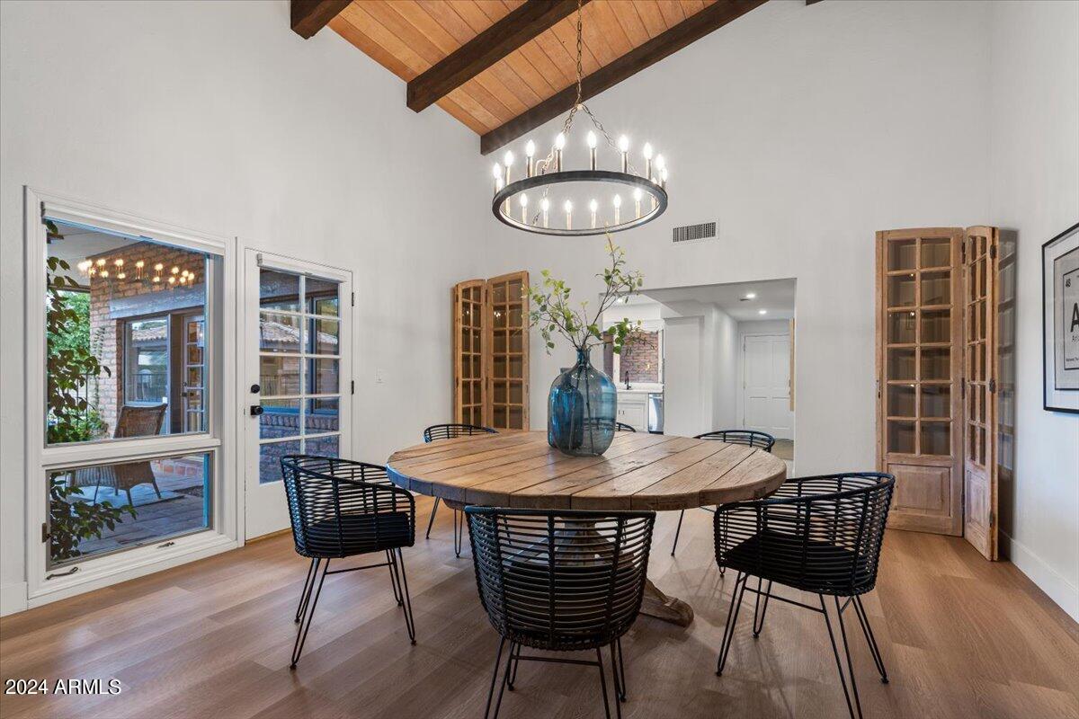 1409 W PORT AU PRINCE Lane