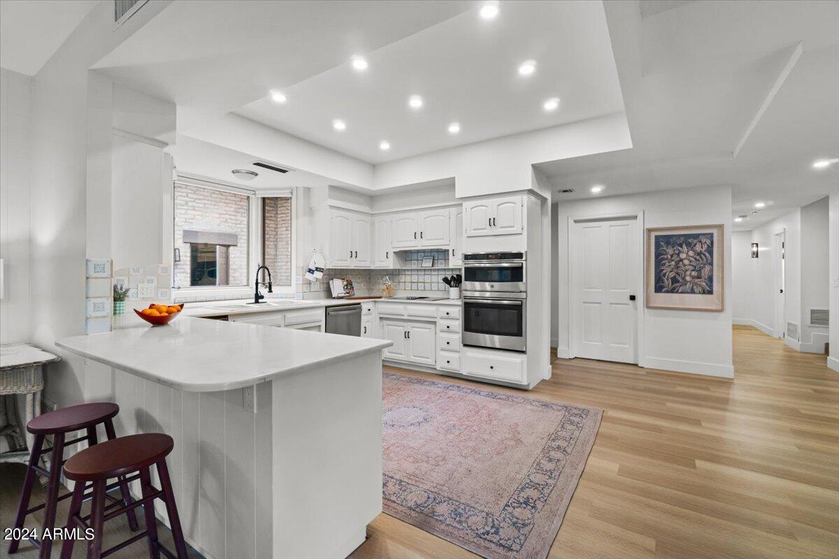 1409 W PORT AU PRINCE Lane