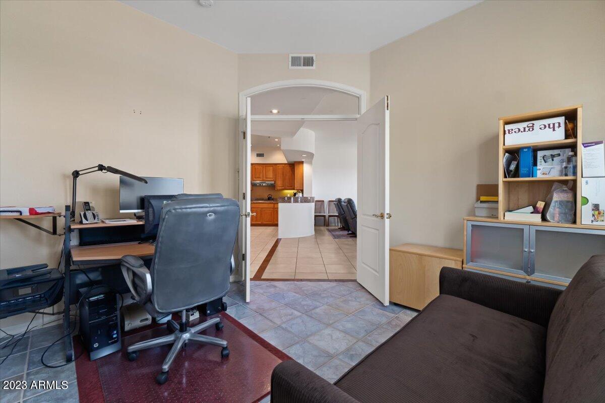 14850 E GRANDVIEW Drive Unit: 132