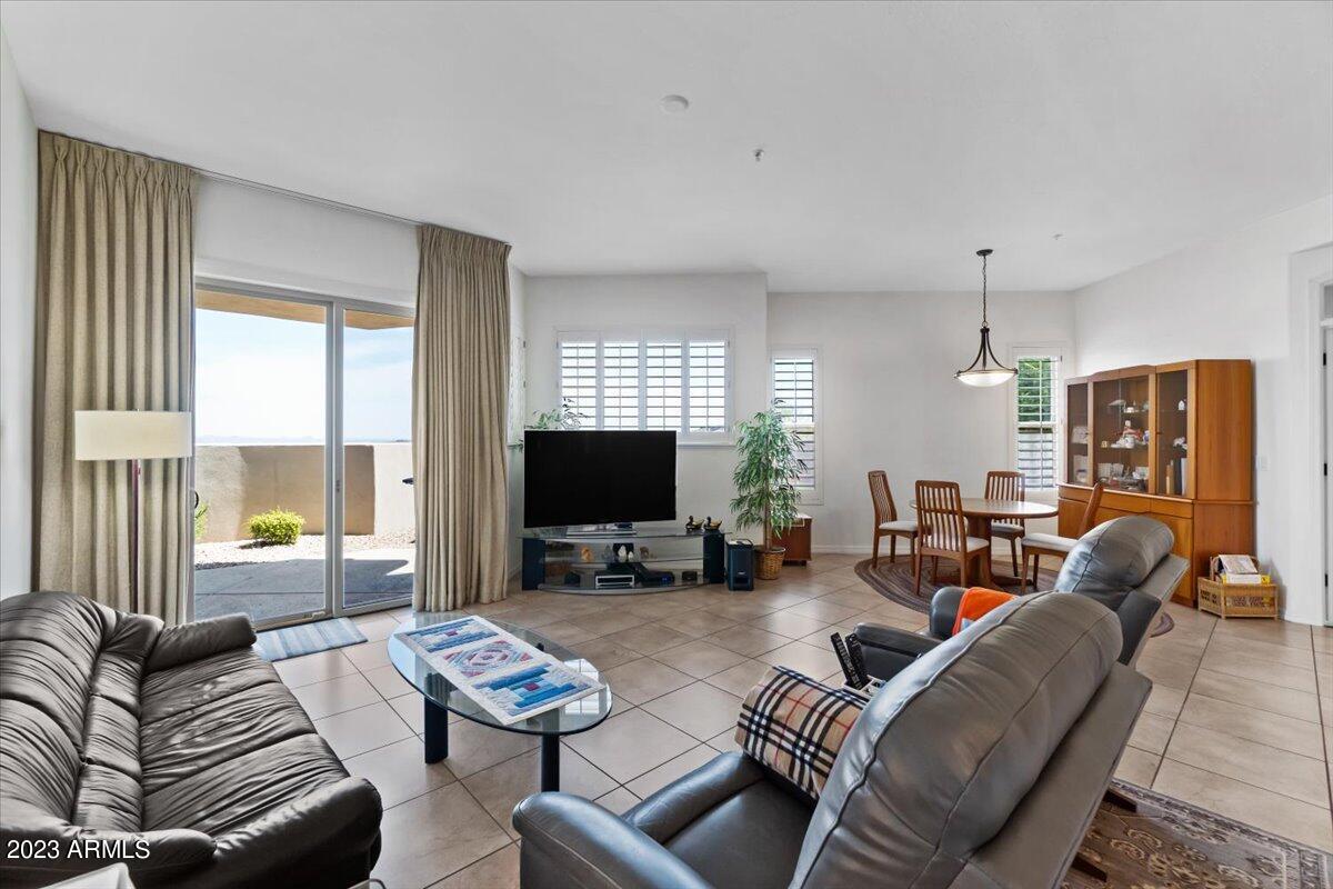 14850 E GRANDVIEW Drive Unit: 132