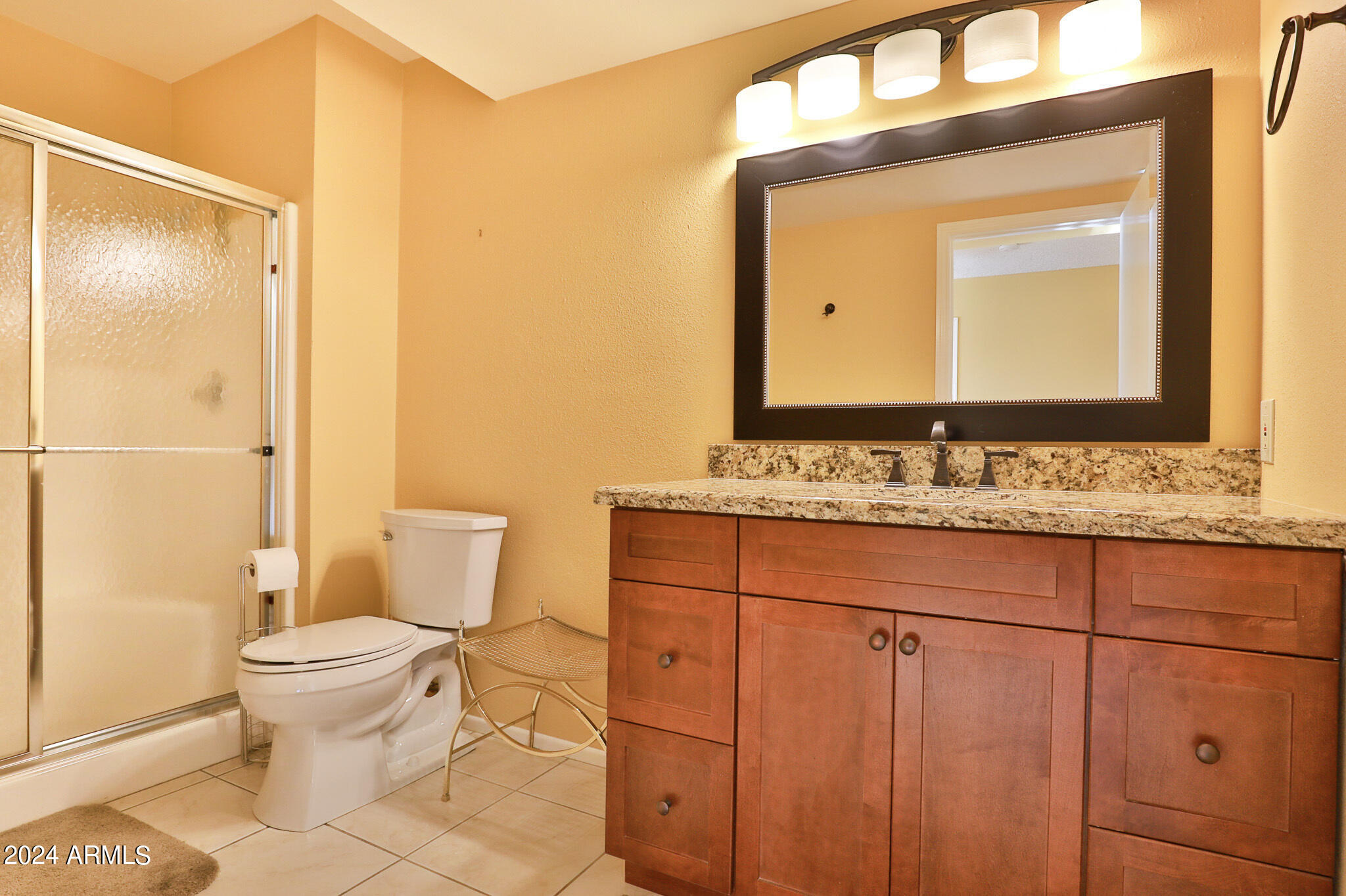 9323 W GLEN OAKS Circle