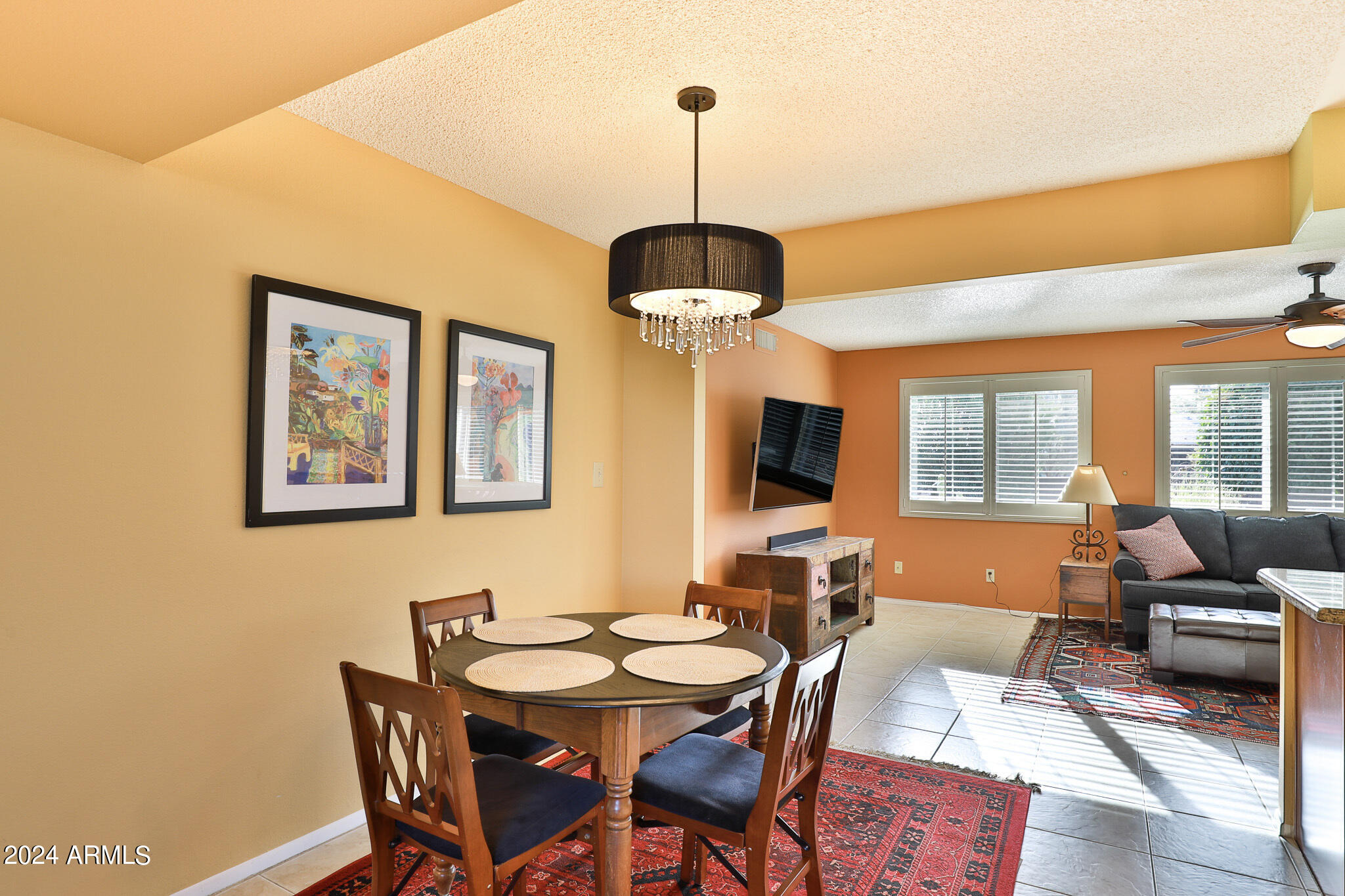 9323 W GLEN OAKS Circle