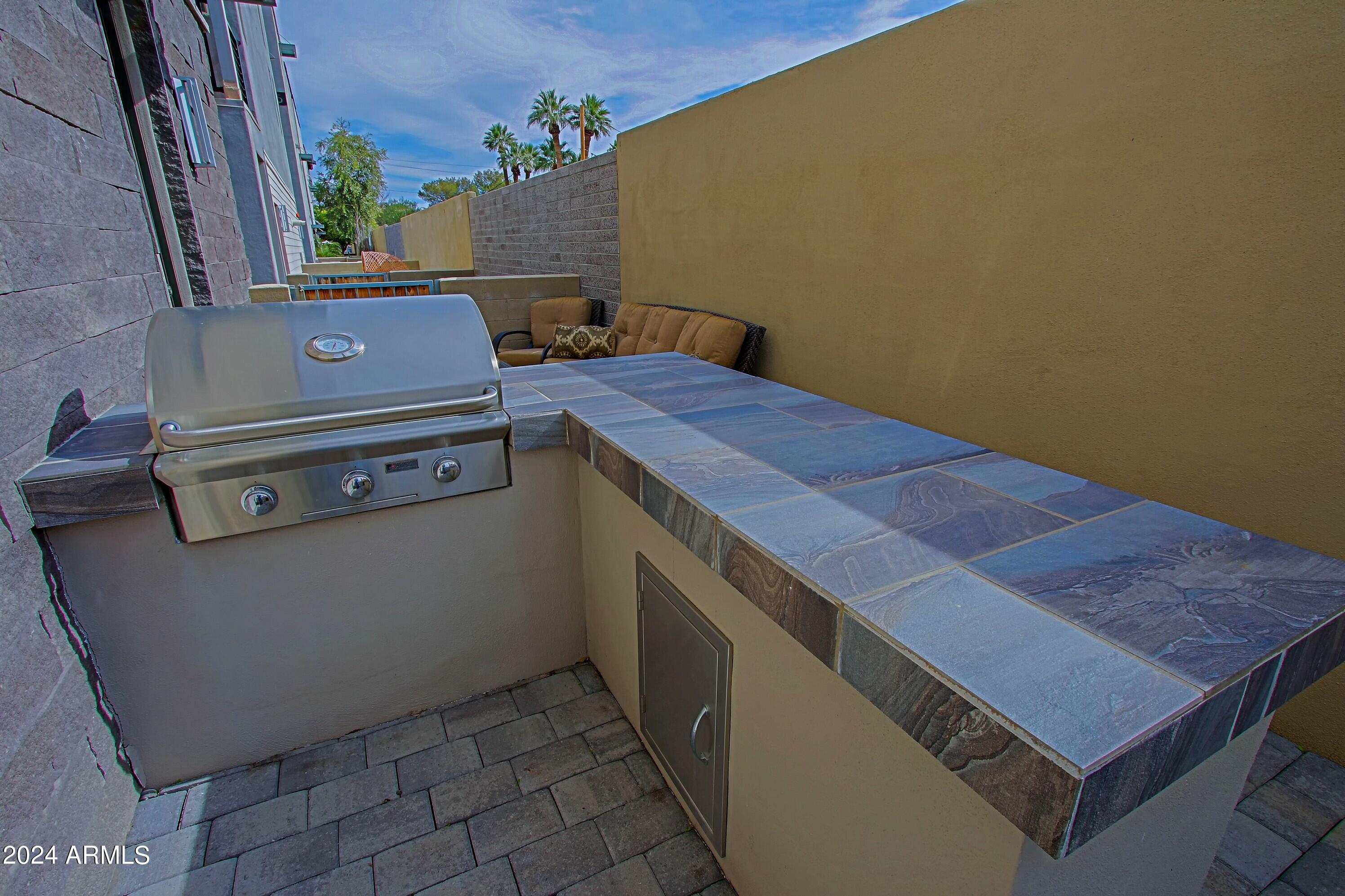 3510 N MILLER Road Unit: 1005