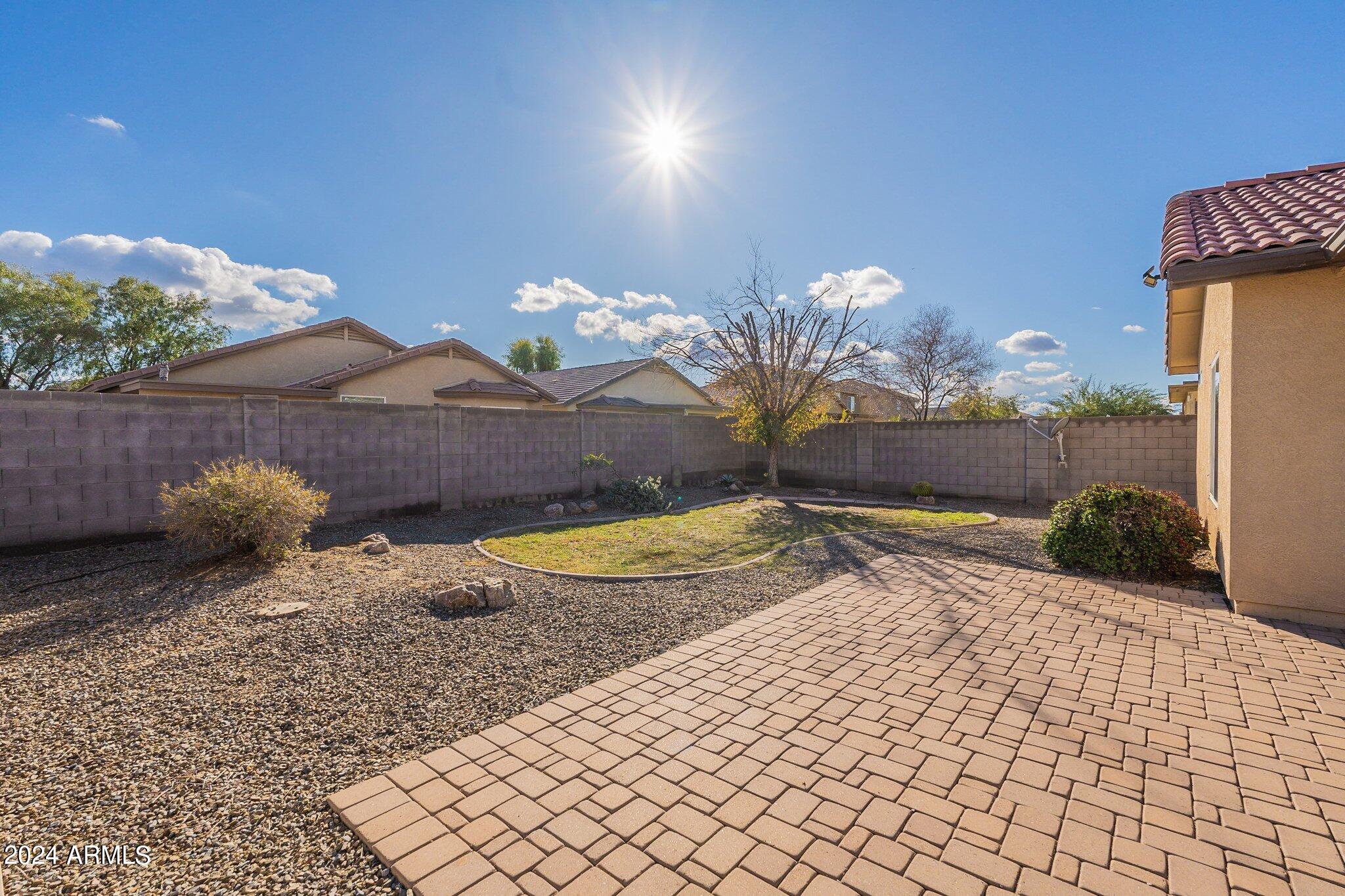 2715 W GRENADINE Road