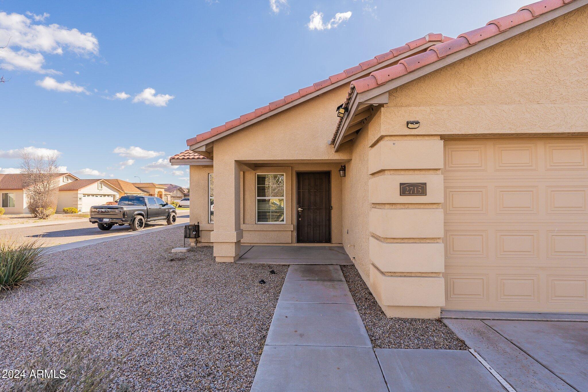2715 W GRENADINE Road