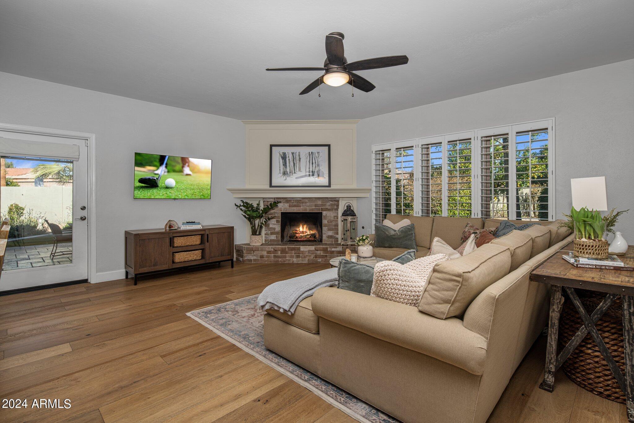 11834 N 52ND Place