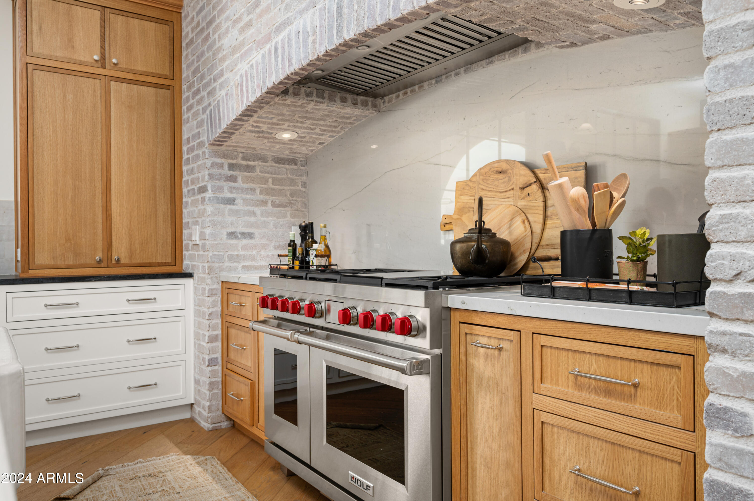 7062 E BELMONT Avenue