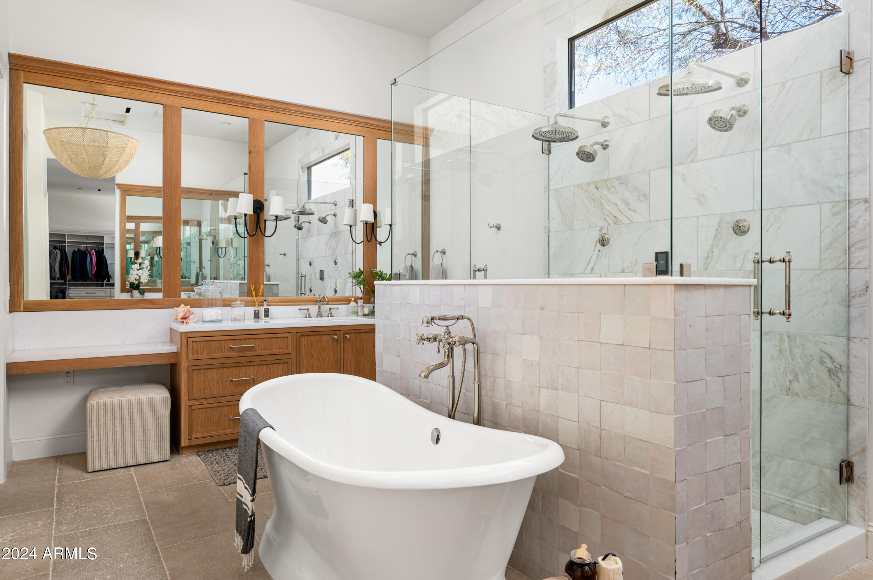 7062 E BELMONT Avenue