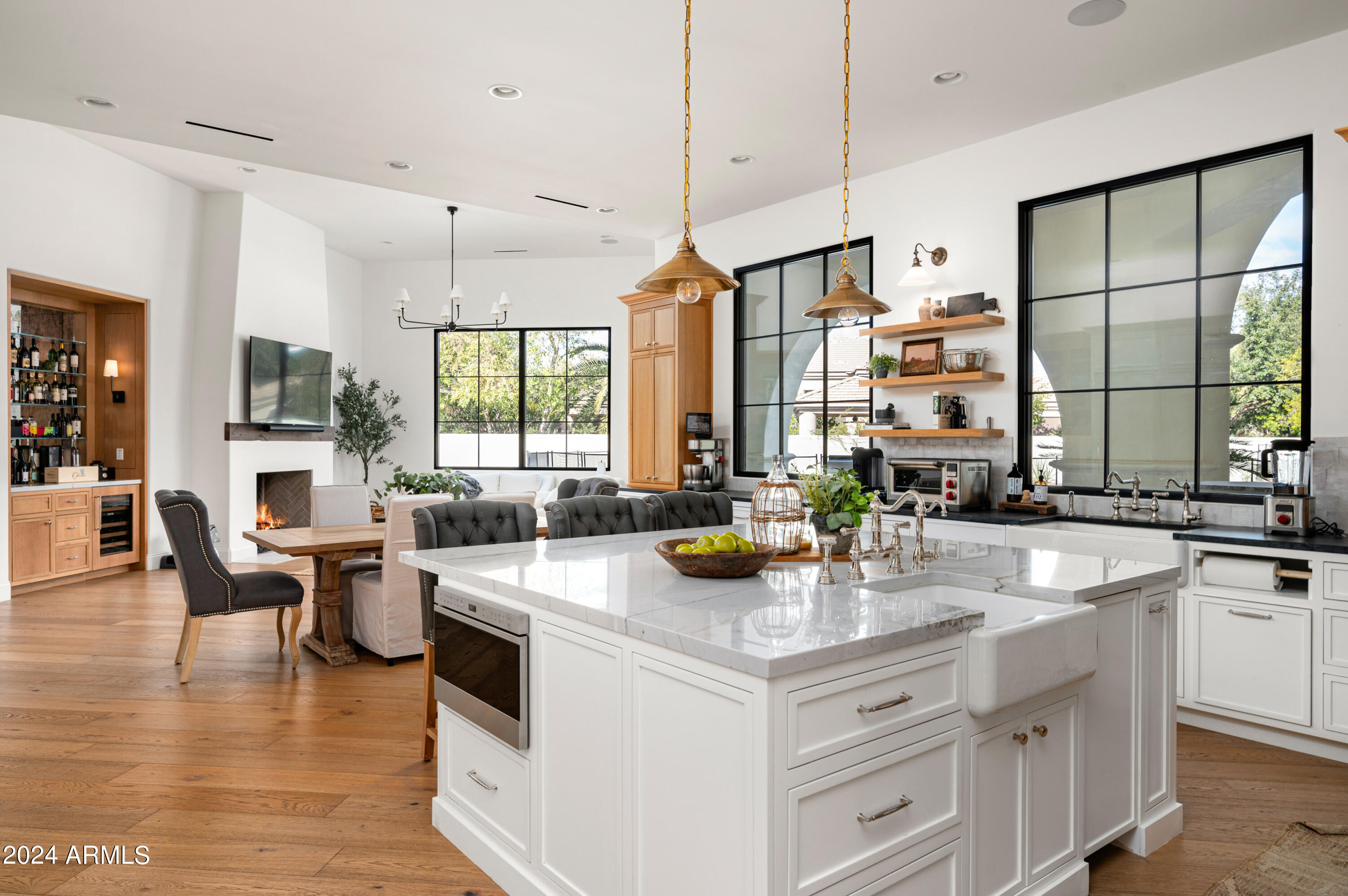 7062 E BELMONT Avenue