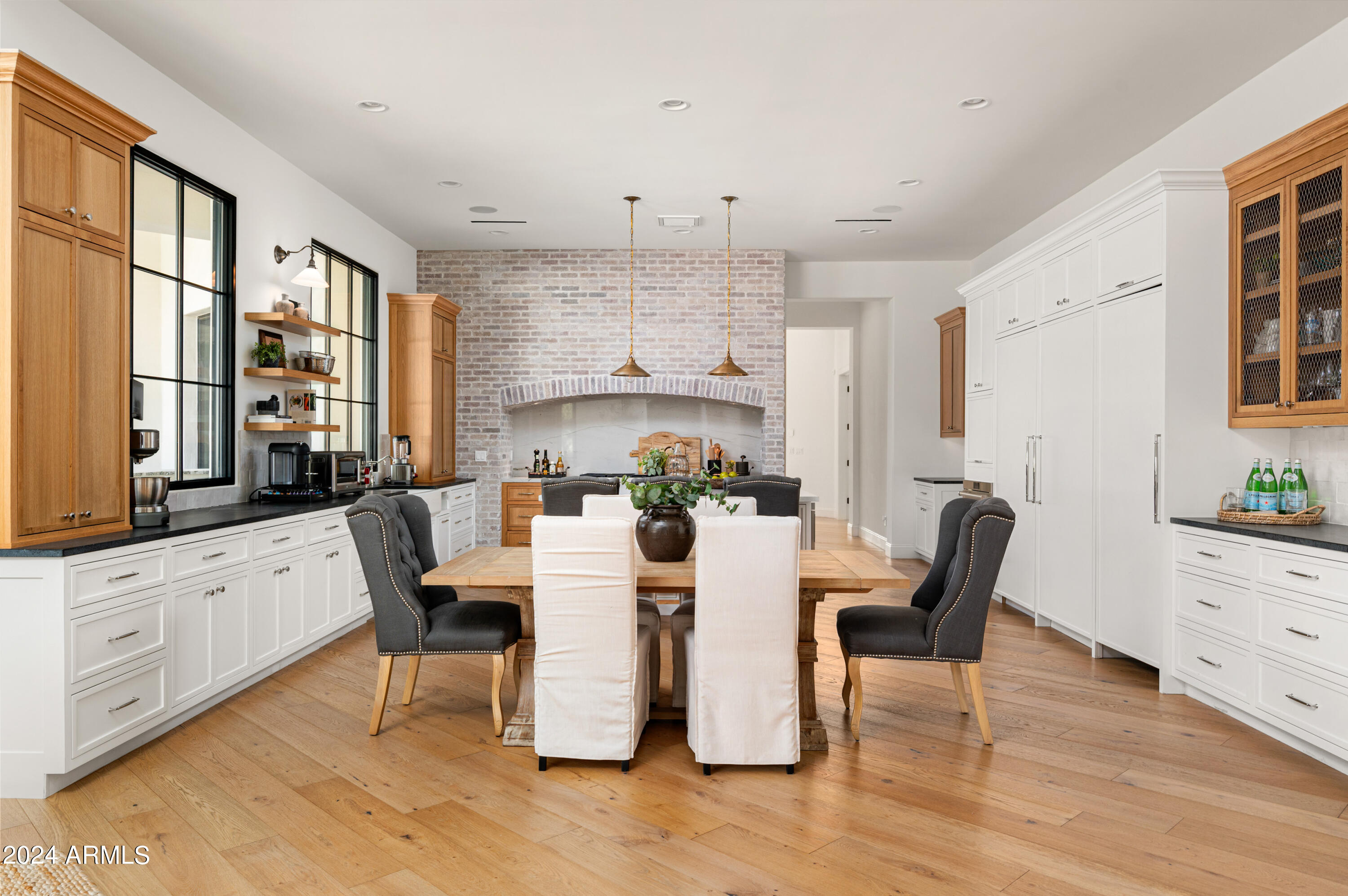 7062 E BELMONT Avenue