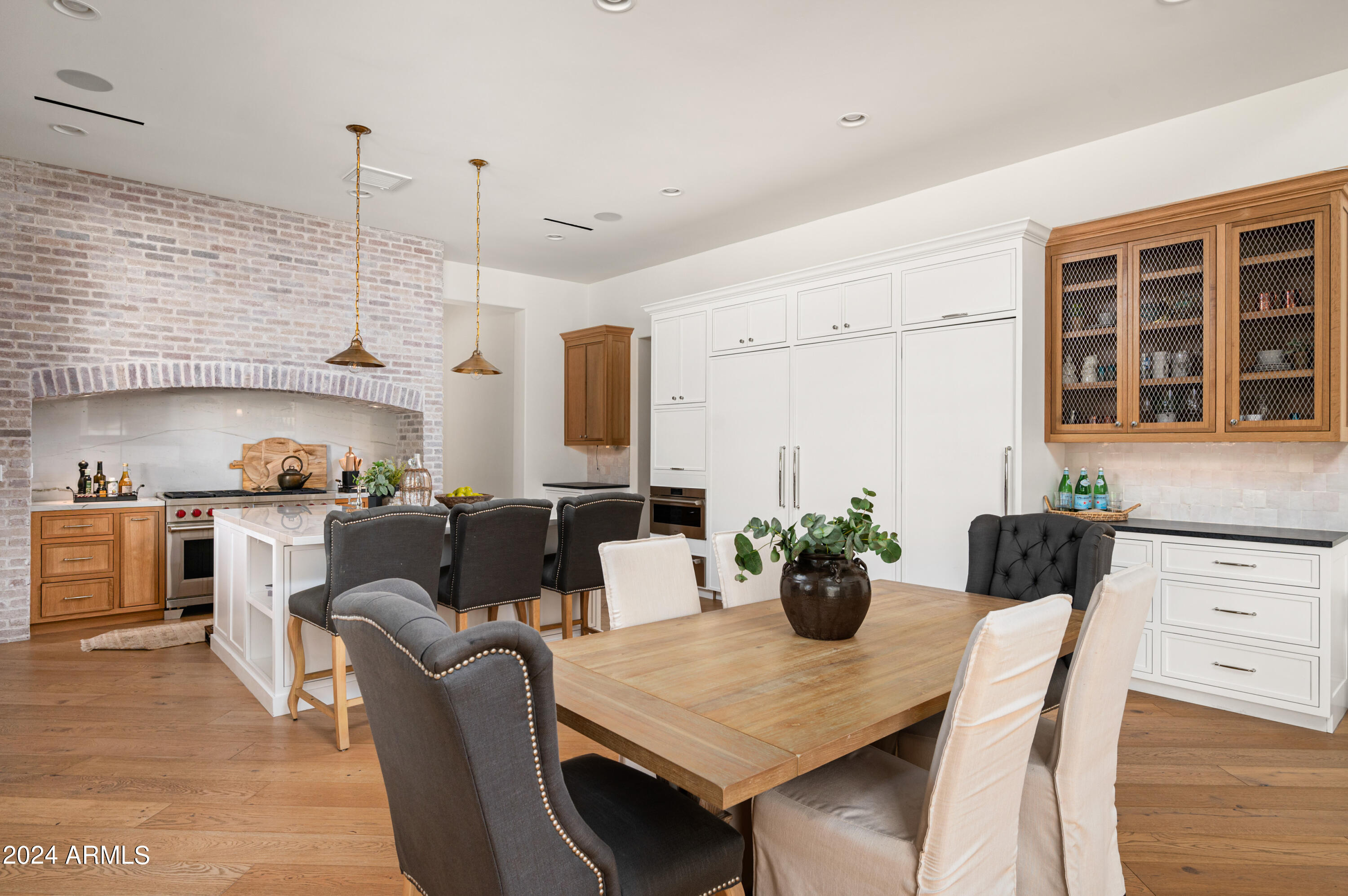 7062 E BELMONT Avenue