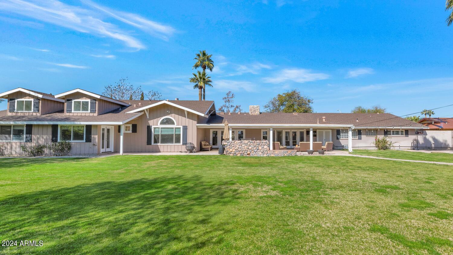 3713 E CAMELBACK Road