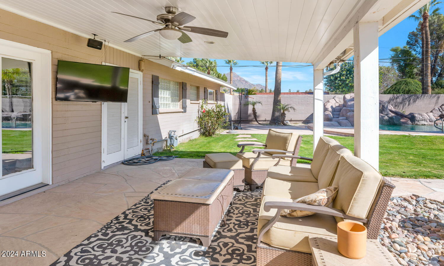 3713 E CAMELBACK Road