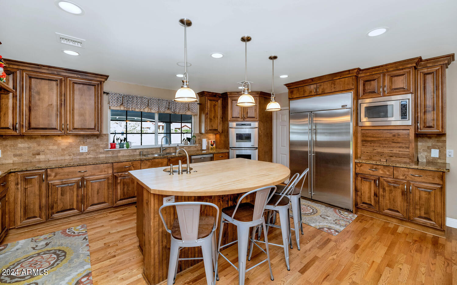 3713 E CAMELBACK Road