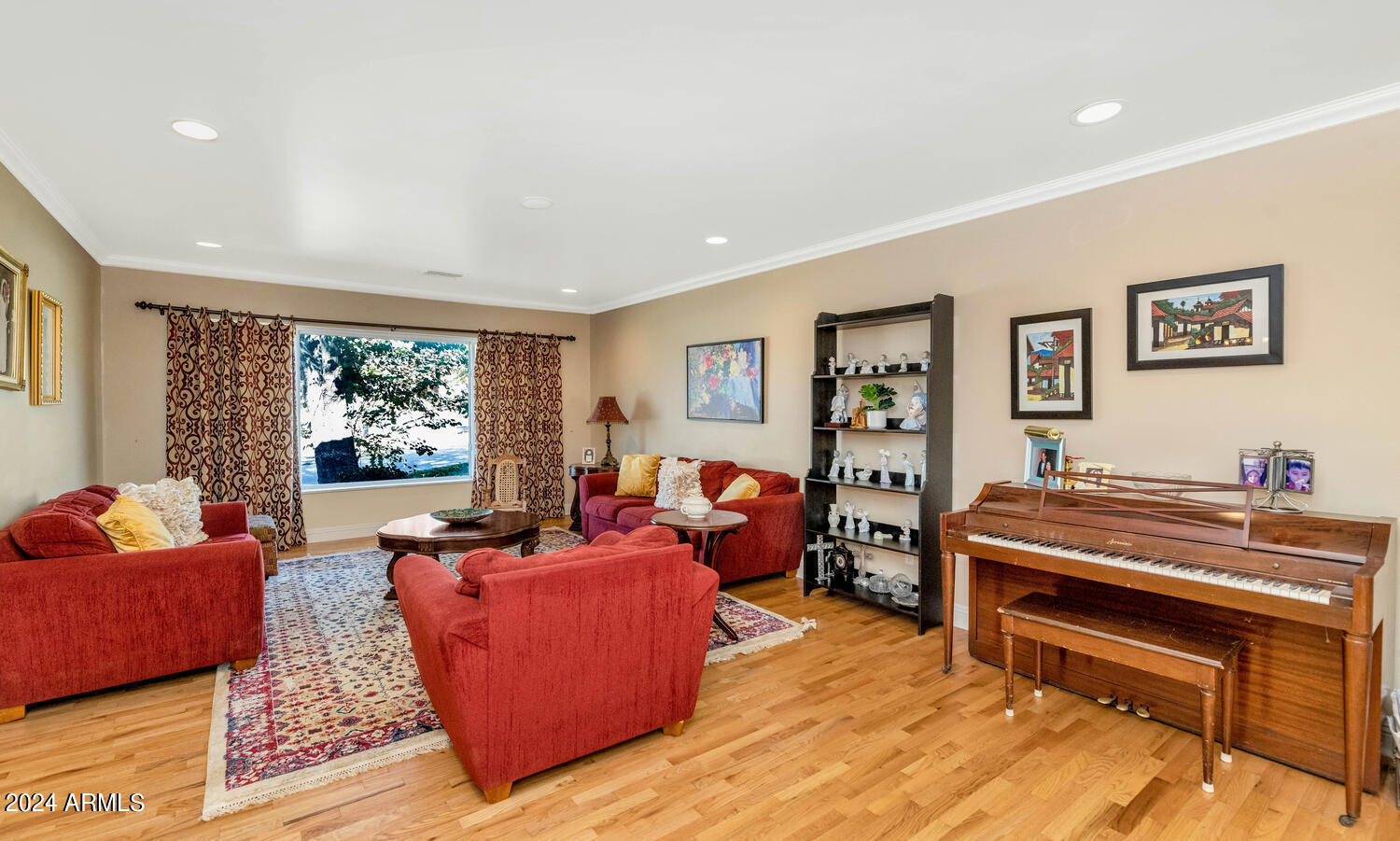 3713 E CAMELBACK Road