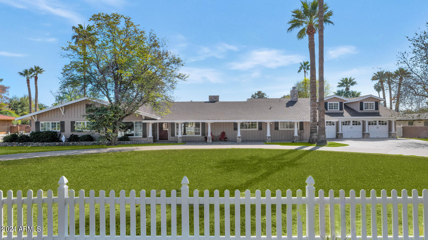3713 E CAMELBACK Road