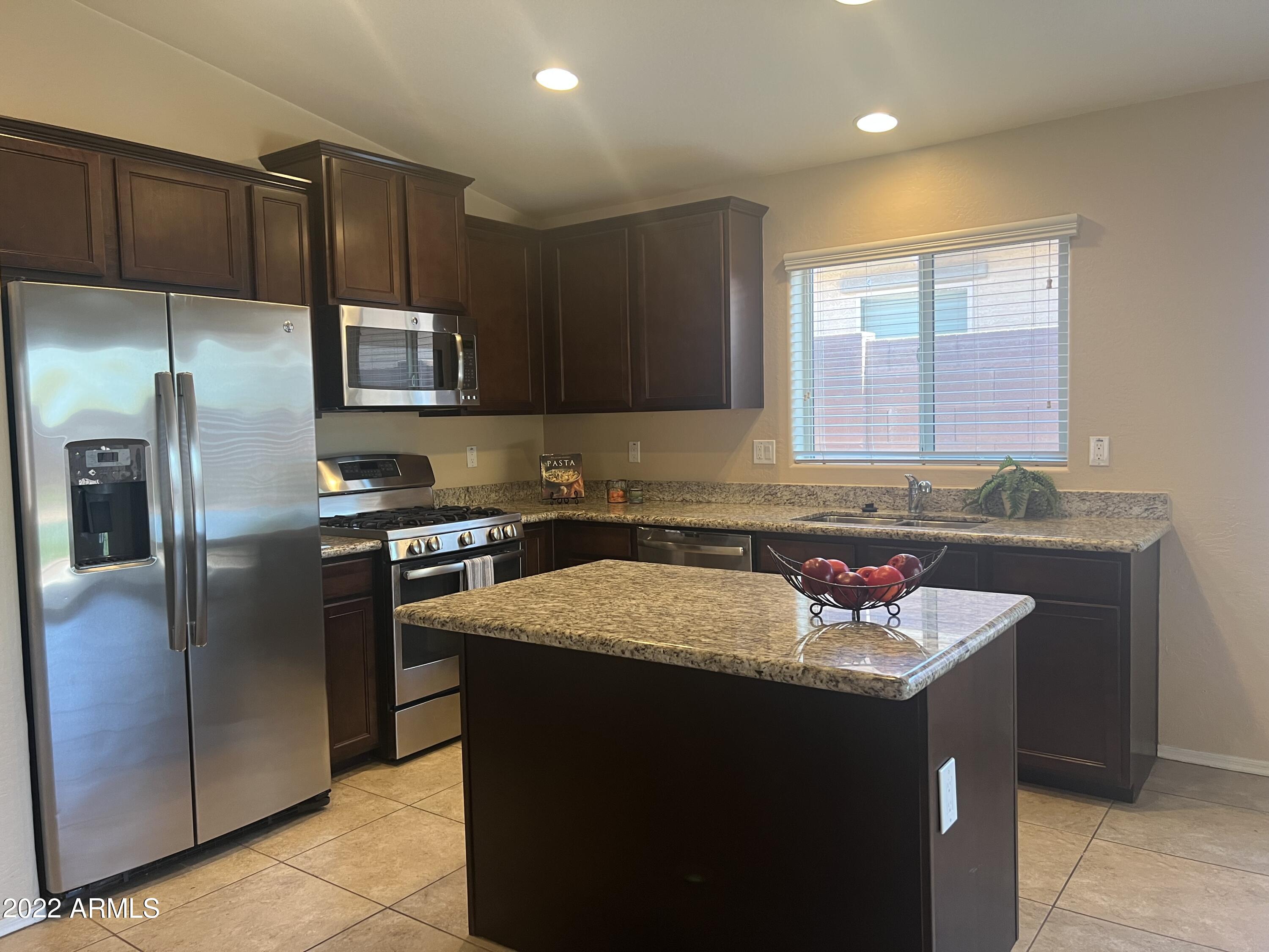 2125 E CAMPO BELLO Drive