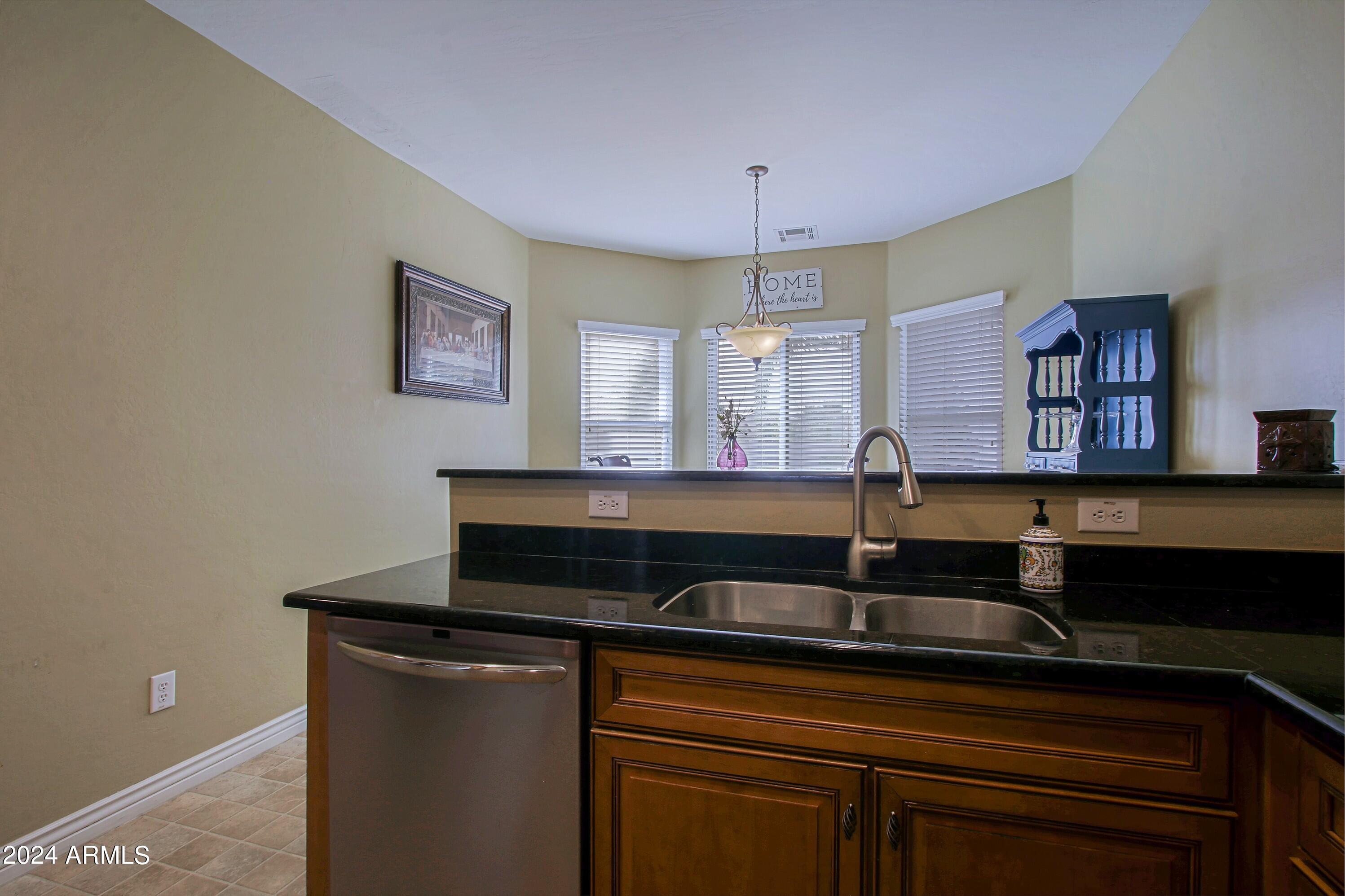 33319 N SLATE CREEK Drive