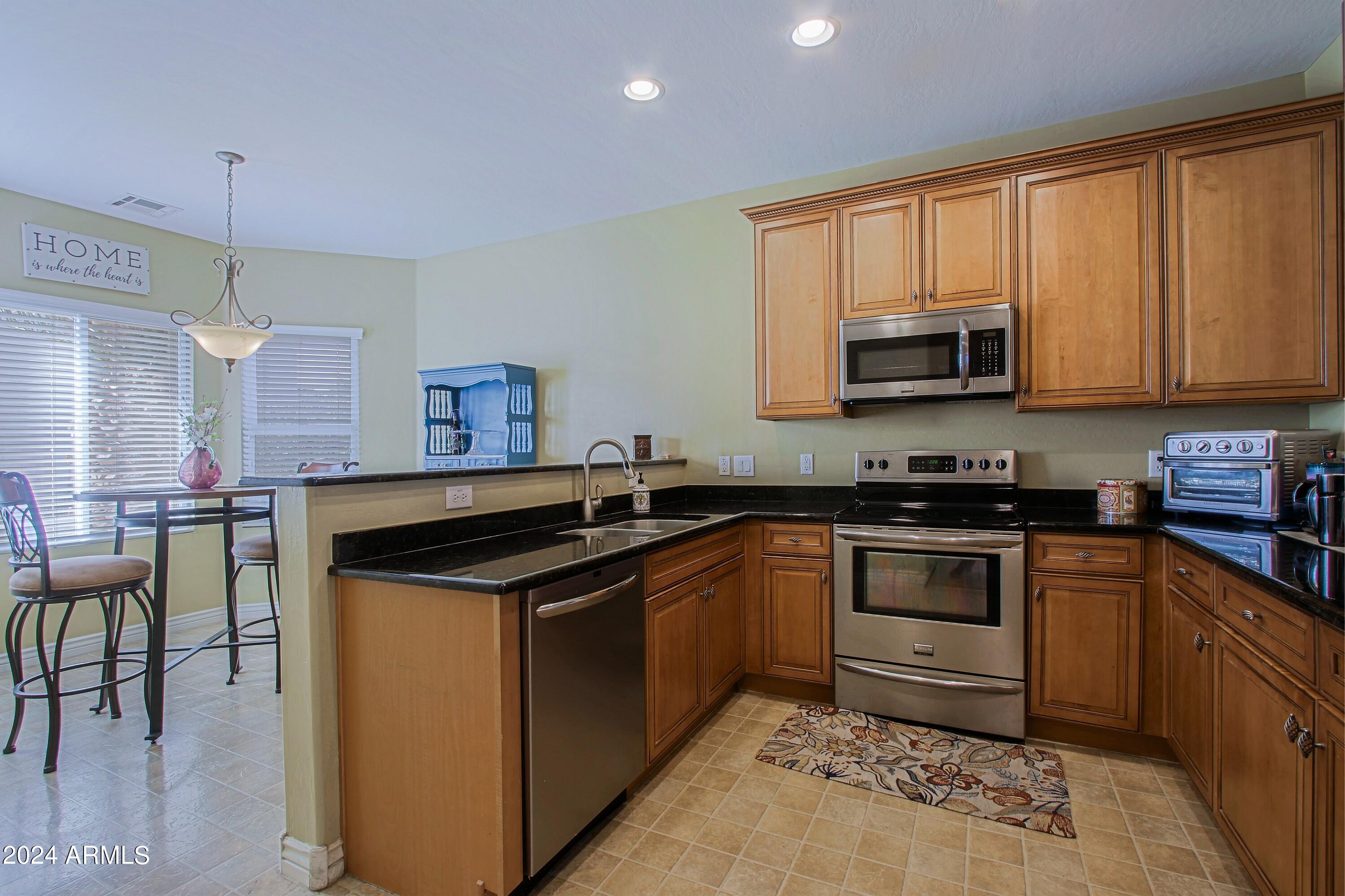 33319 N SLATE CREEK Drive