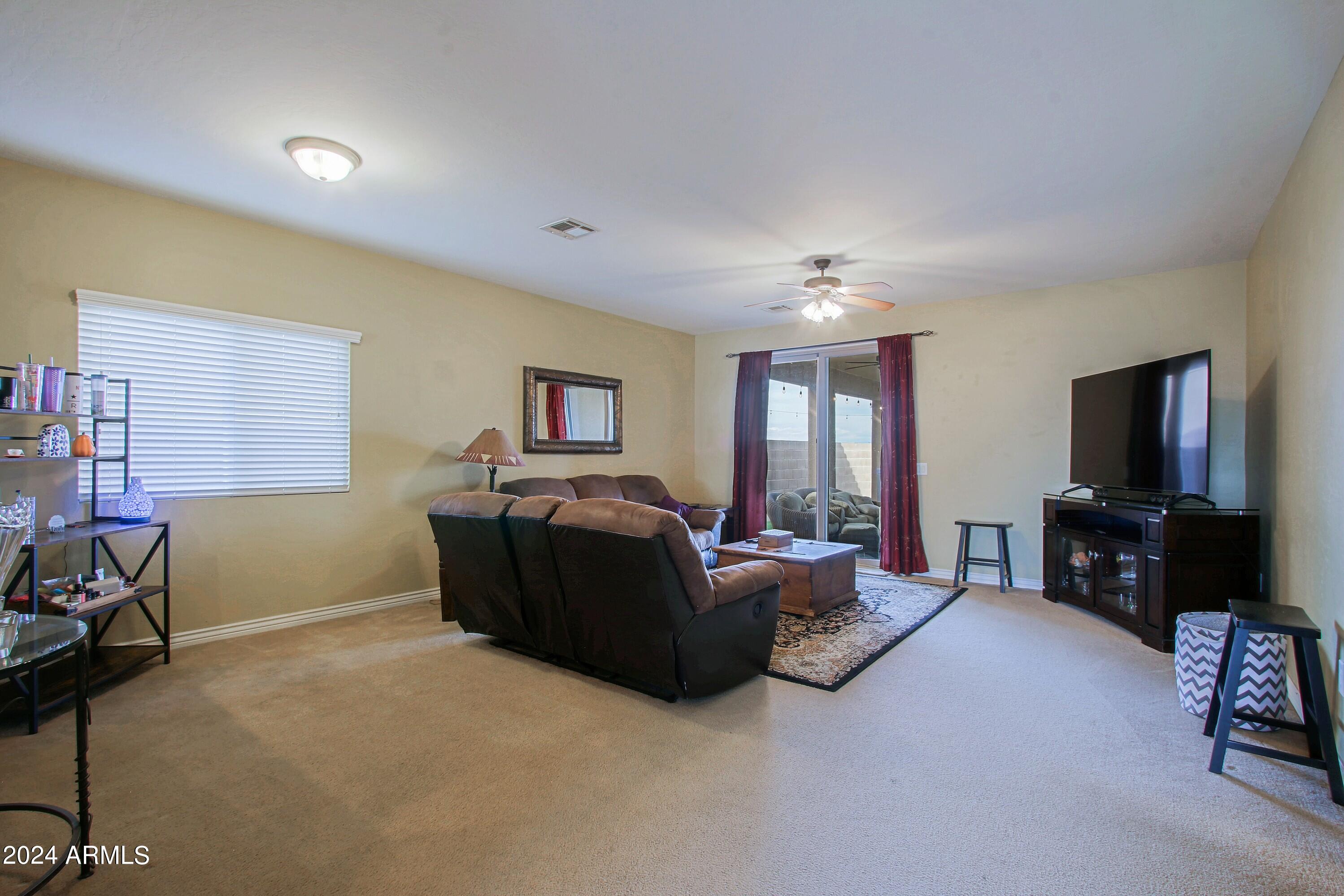 33319 N SLATE CREEK Drive