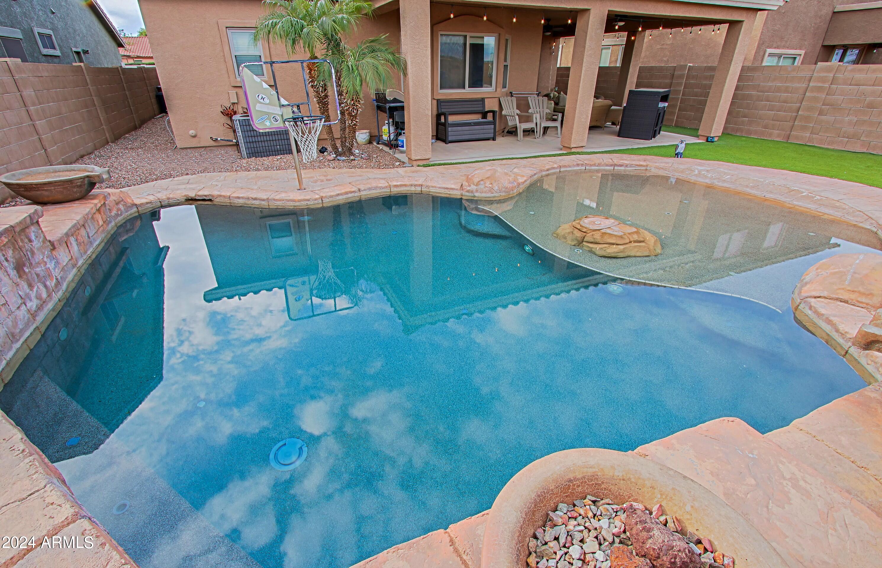 33319 N SLATE CREEK Drive