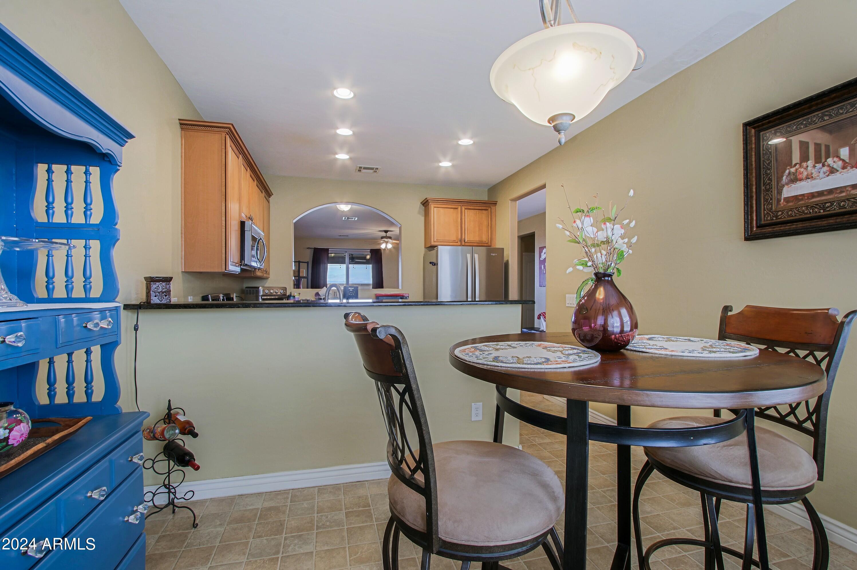 33319 N SLATE CREEK Drive