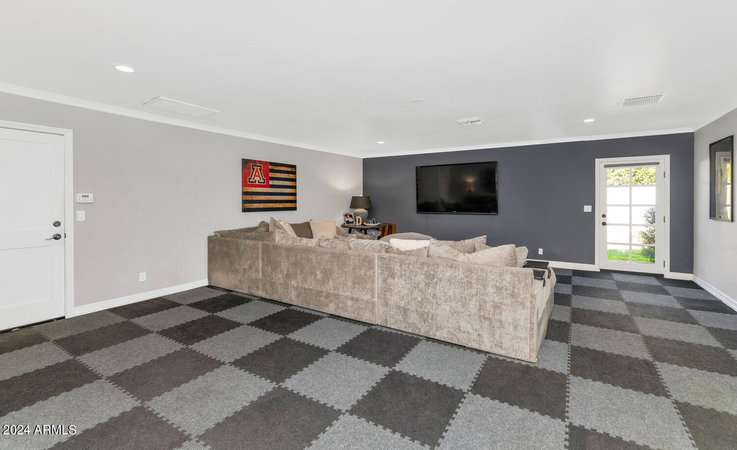 6210 E EXETER Boulevard