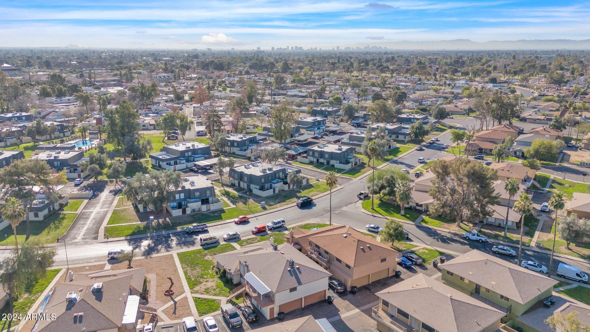 8108 N 33RD Avenue
