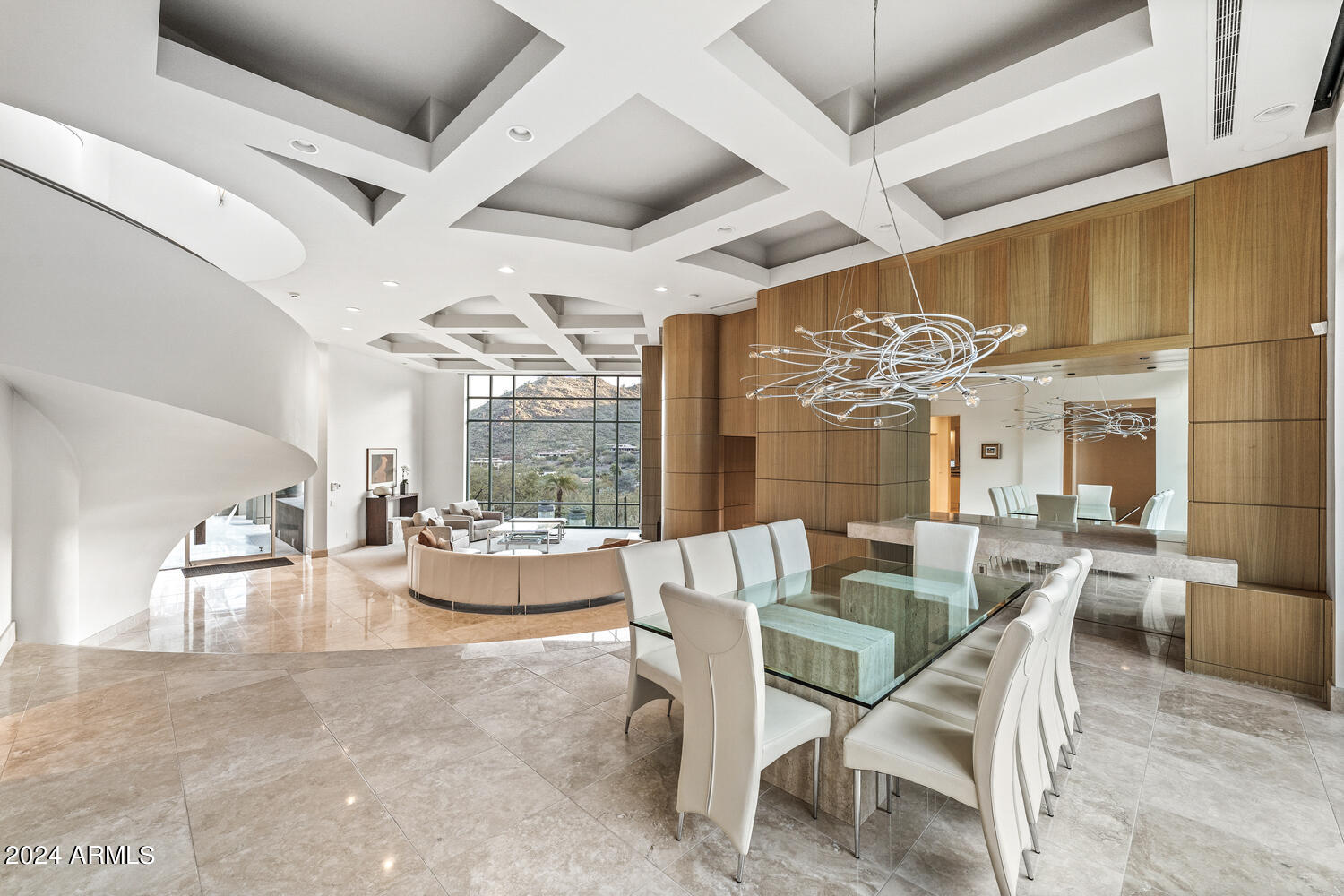 4612 E Foothill Drive