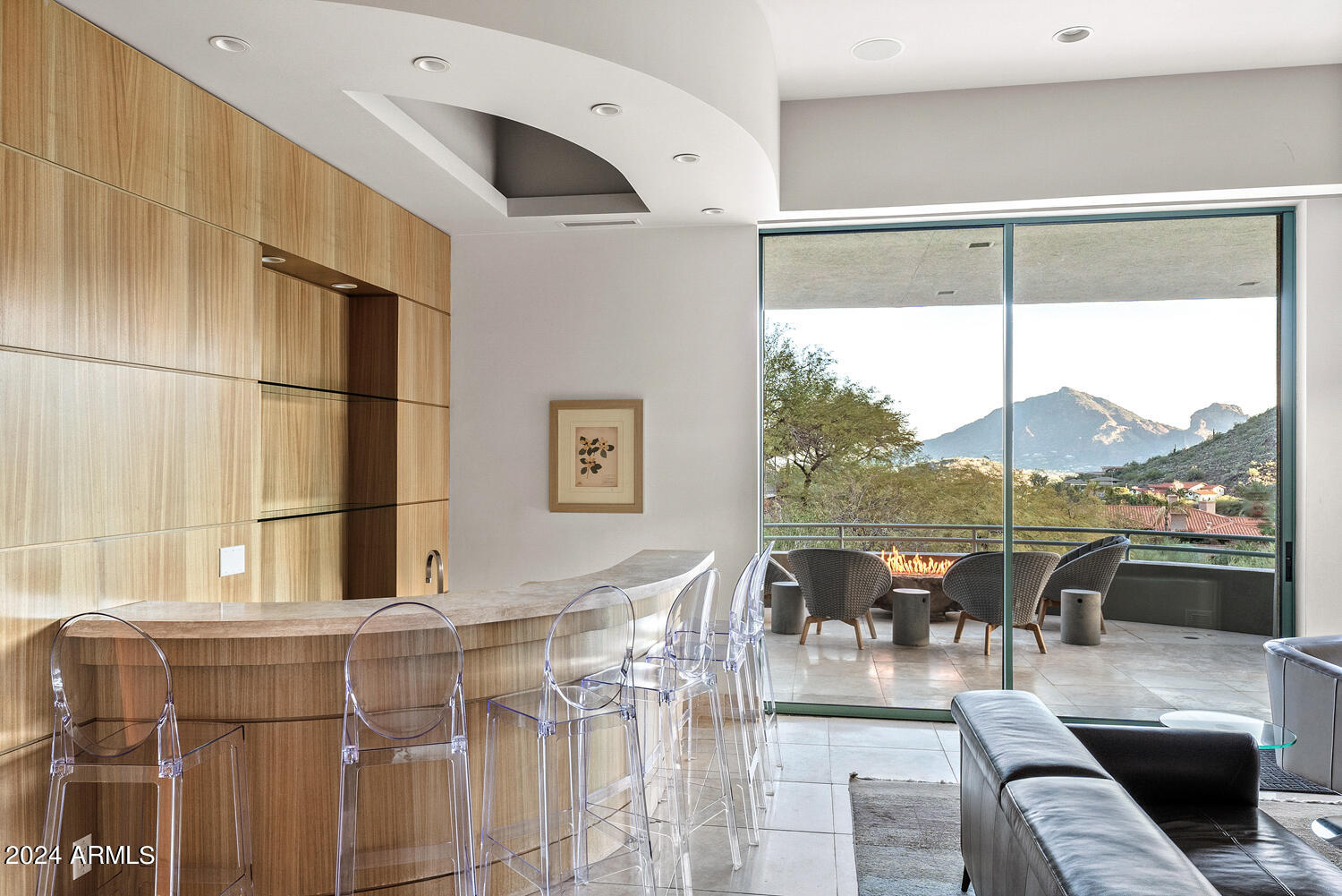 4612 E Foothill Drive