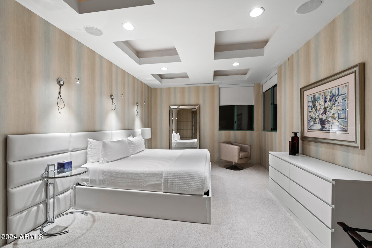 4612 E Foothill Drive