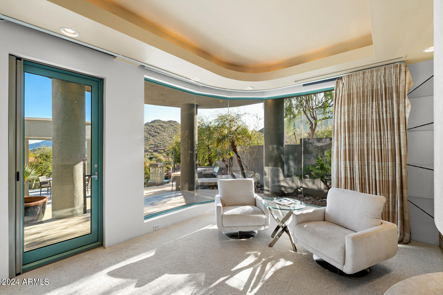 4612 E Foothill Drive