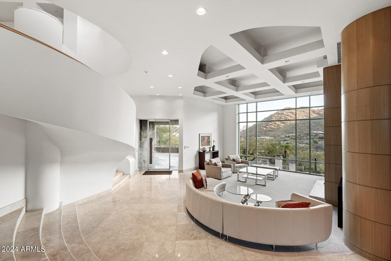 4612 E Foothill Drive