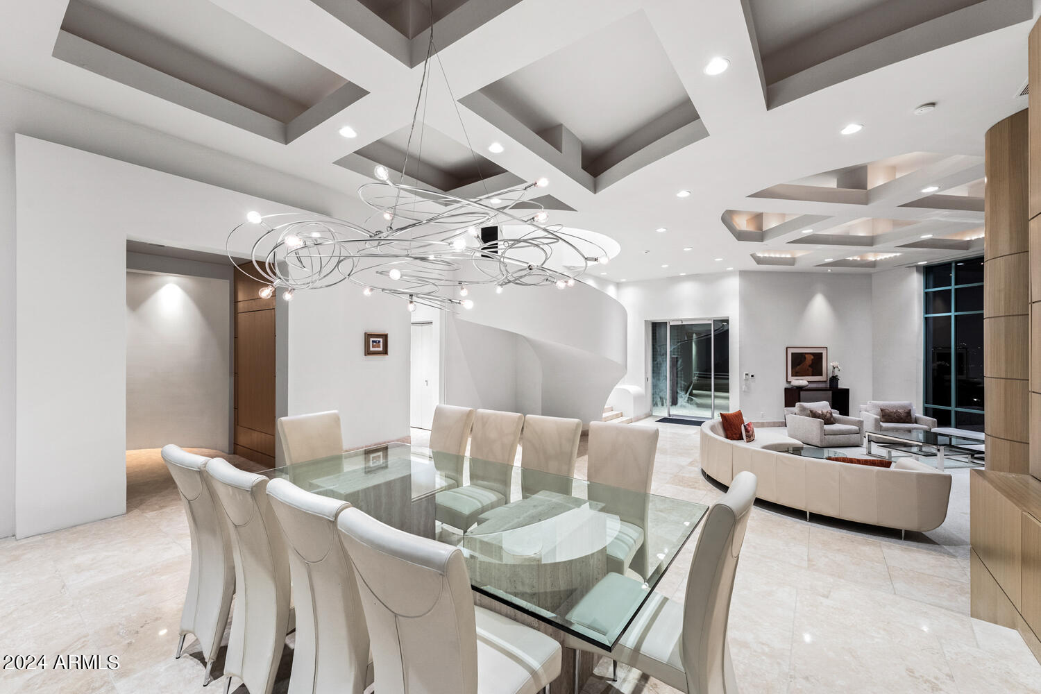 4612 E Foothill Drive