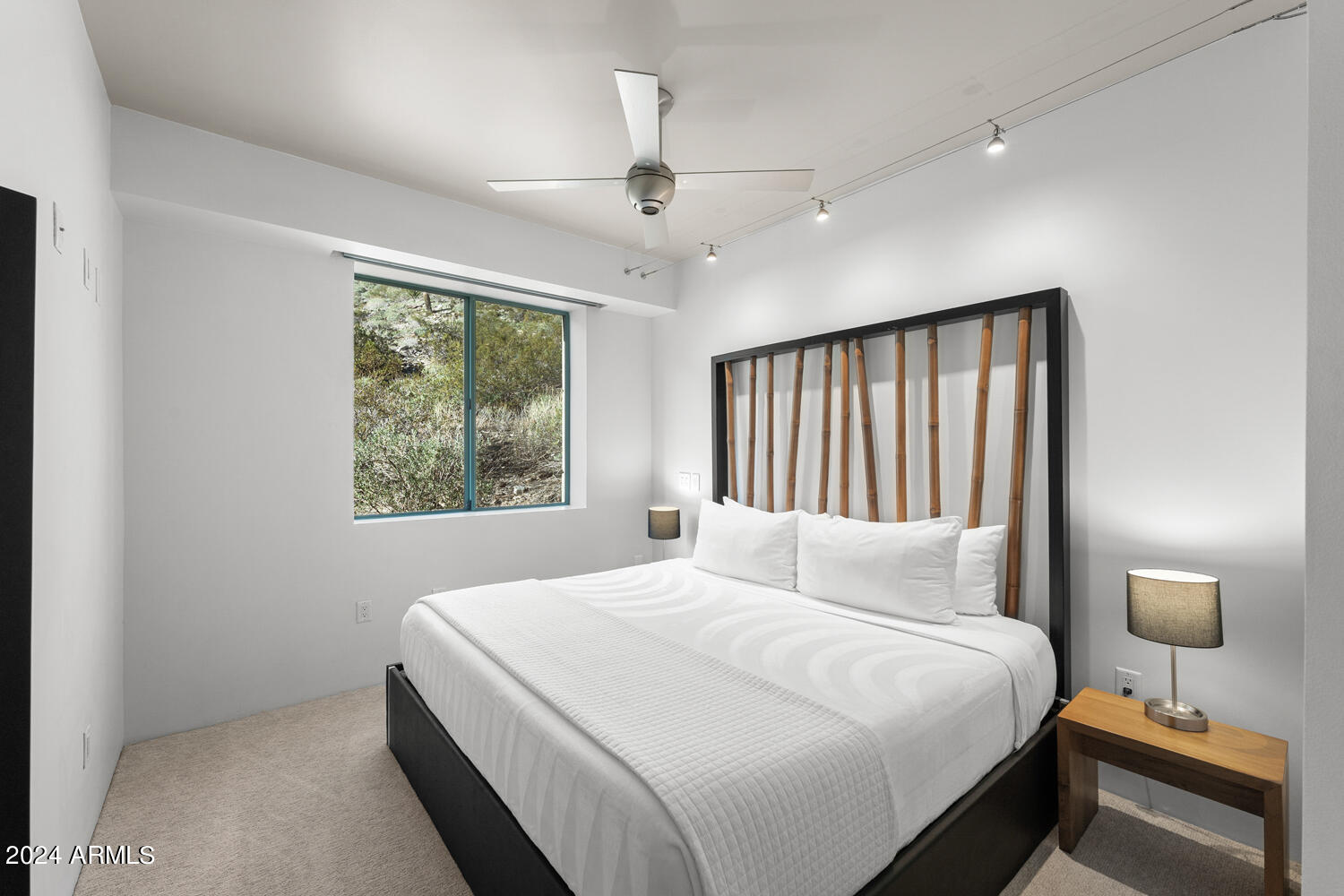 4612 E Foothill Drive