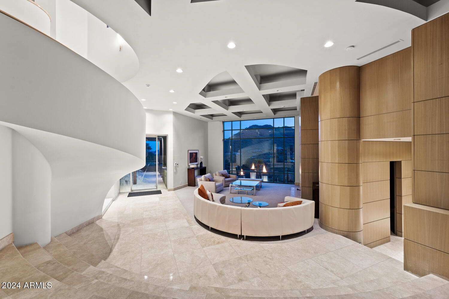 4612 E Foothill Drive