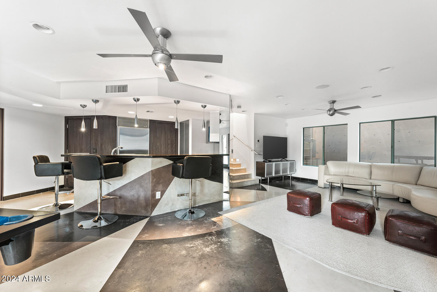 4612 E Foothill Drive