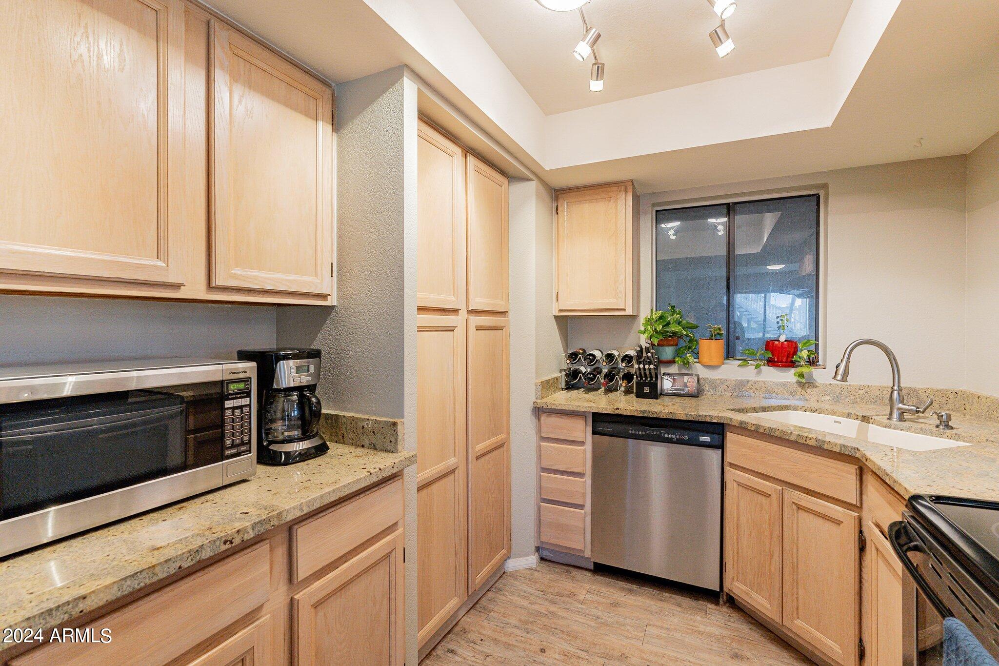 19820 N 13th Avenue # 157