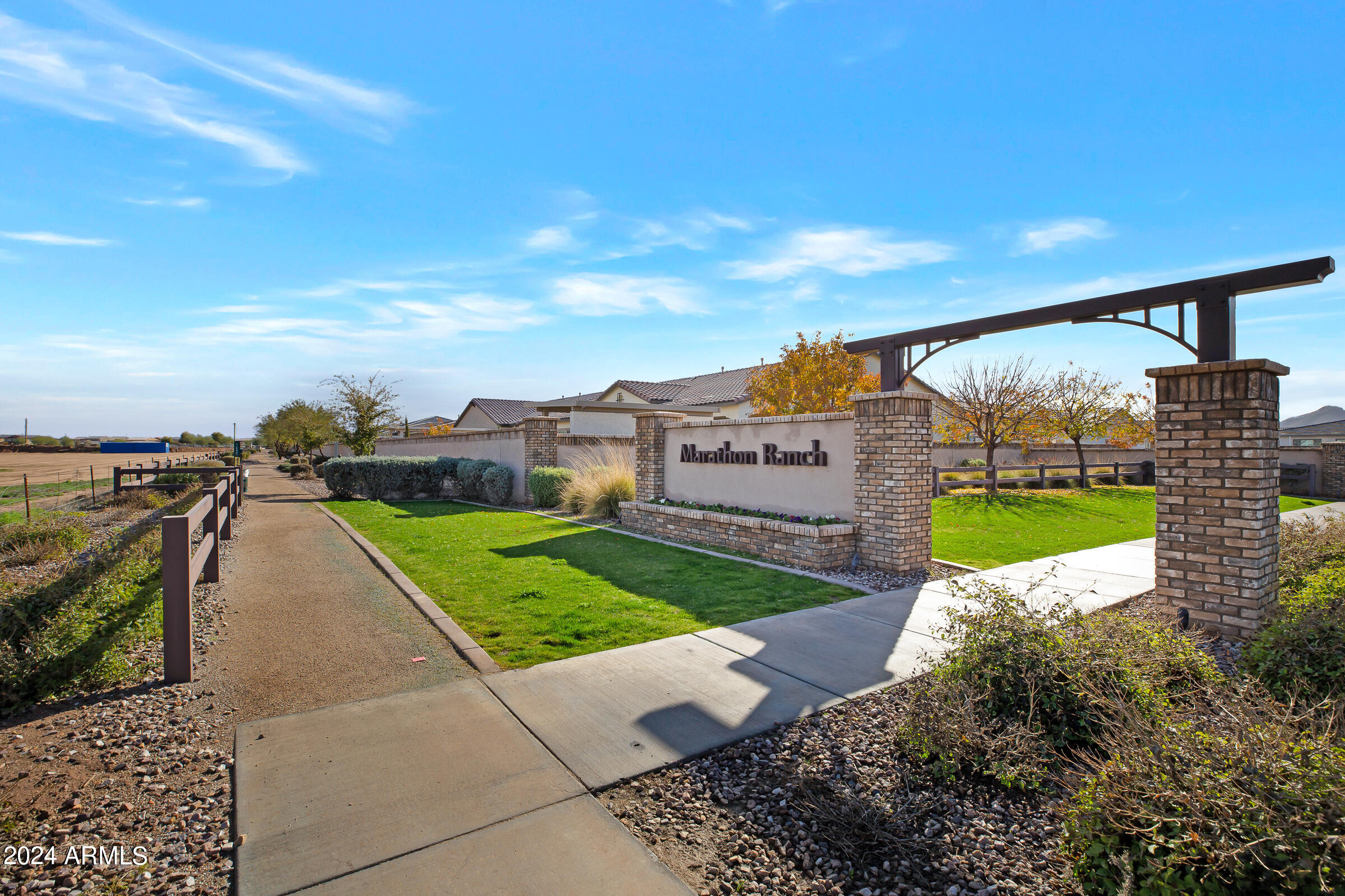 2058 E BLACKHAWK Court