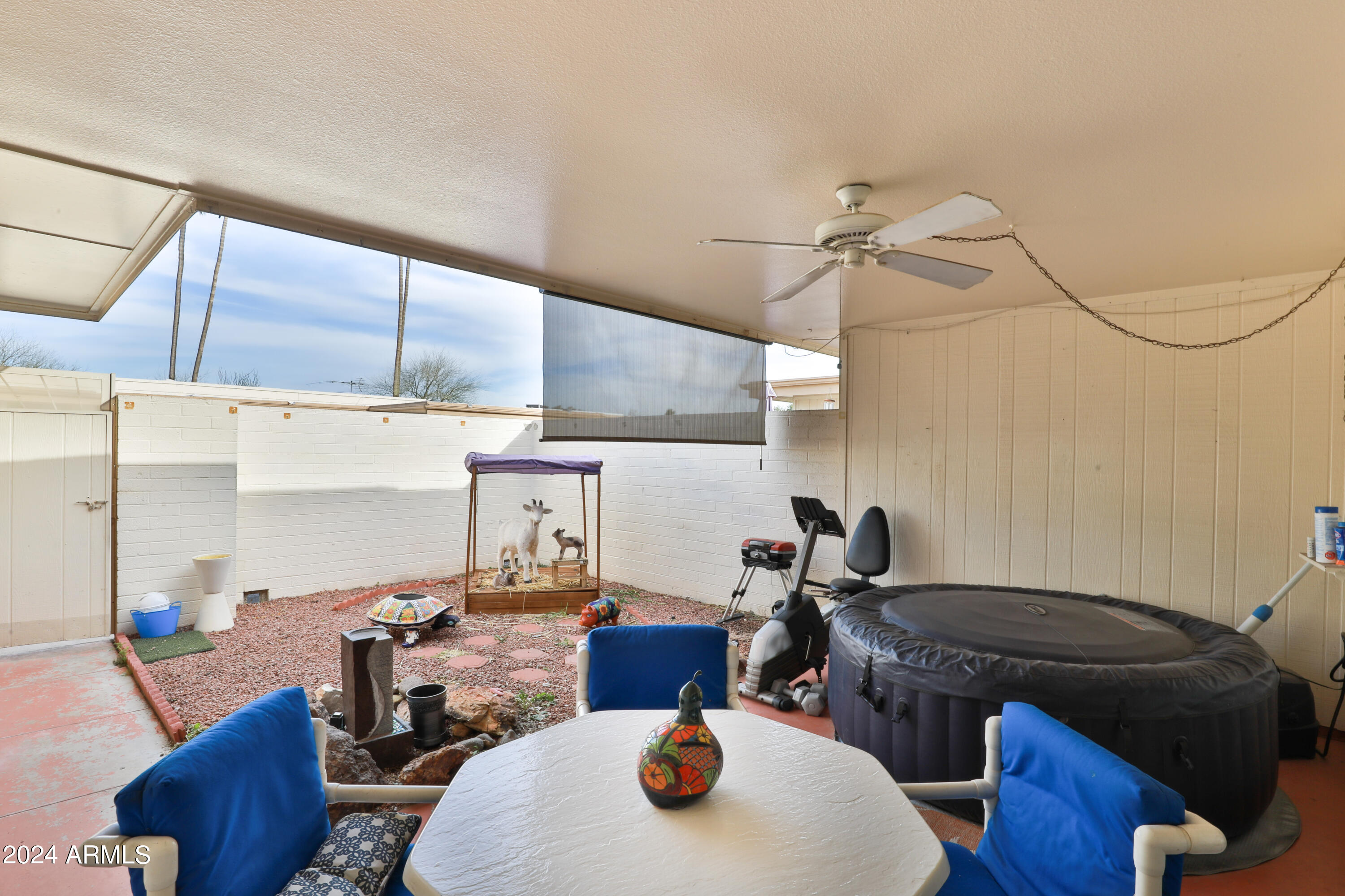 9933 W HUTTON Drive