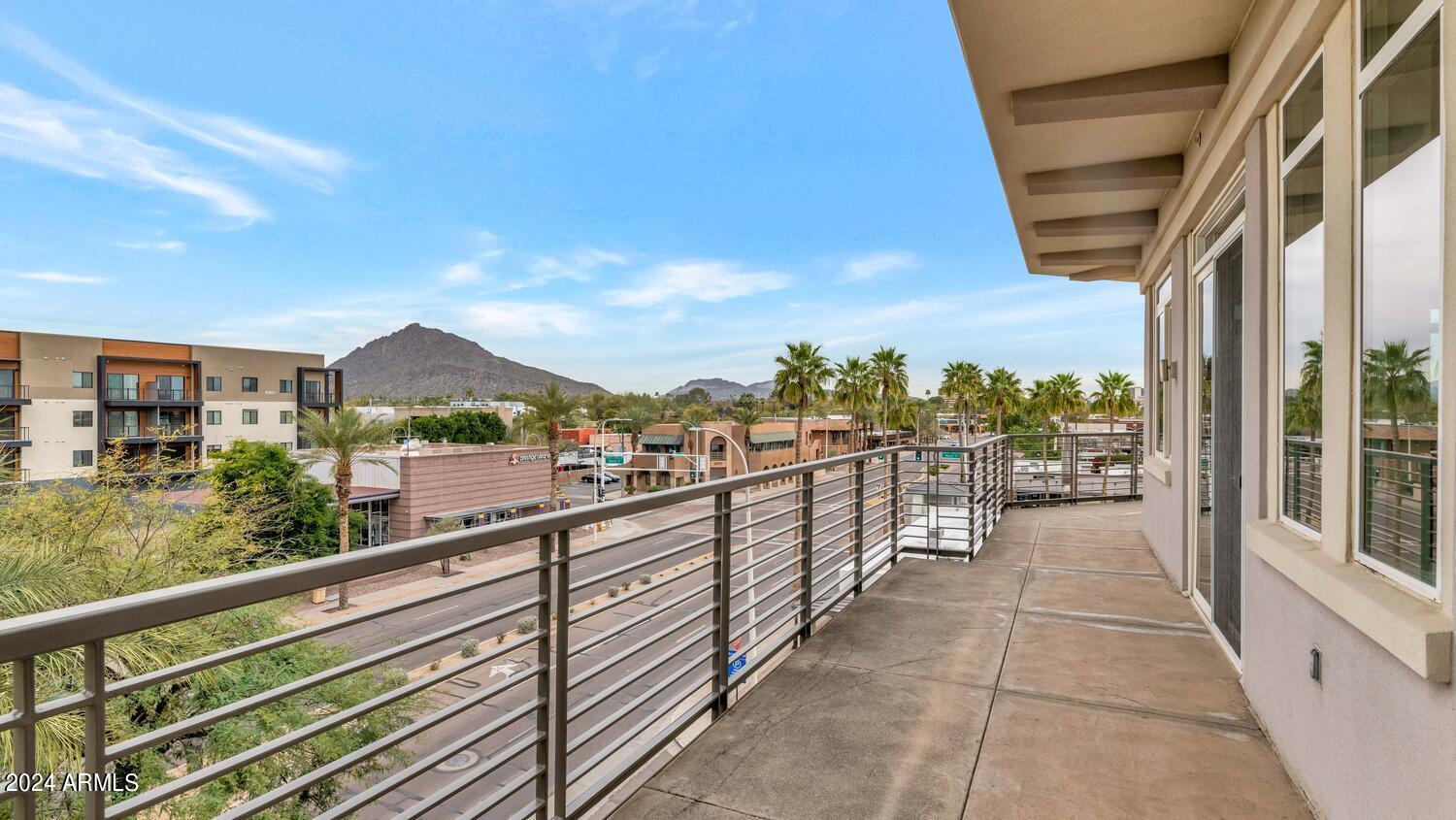 3801 N GOLDWATER Boulevard # 400