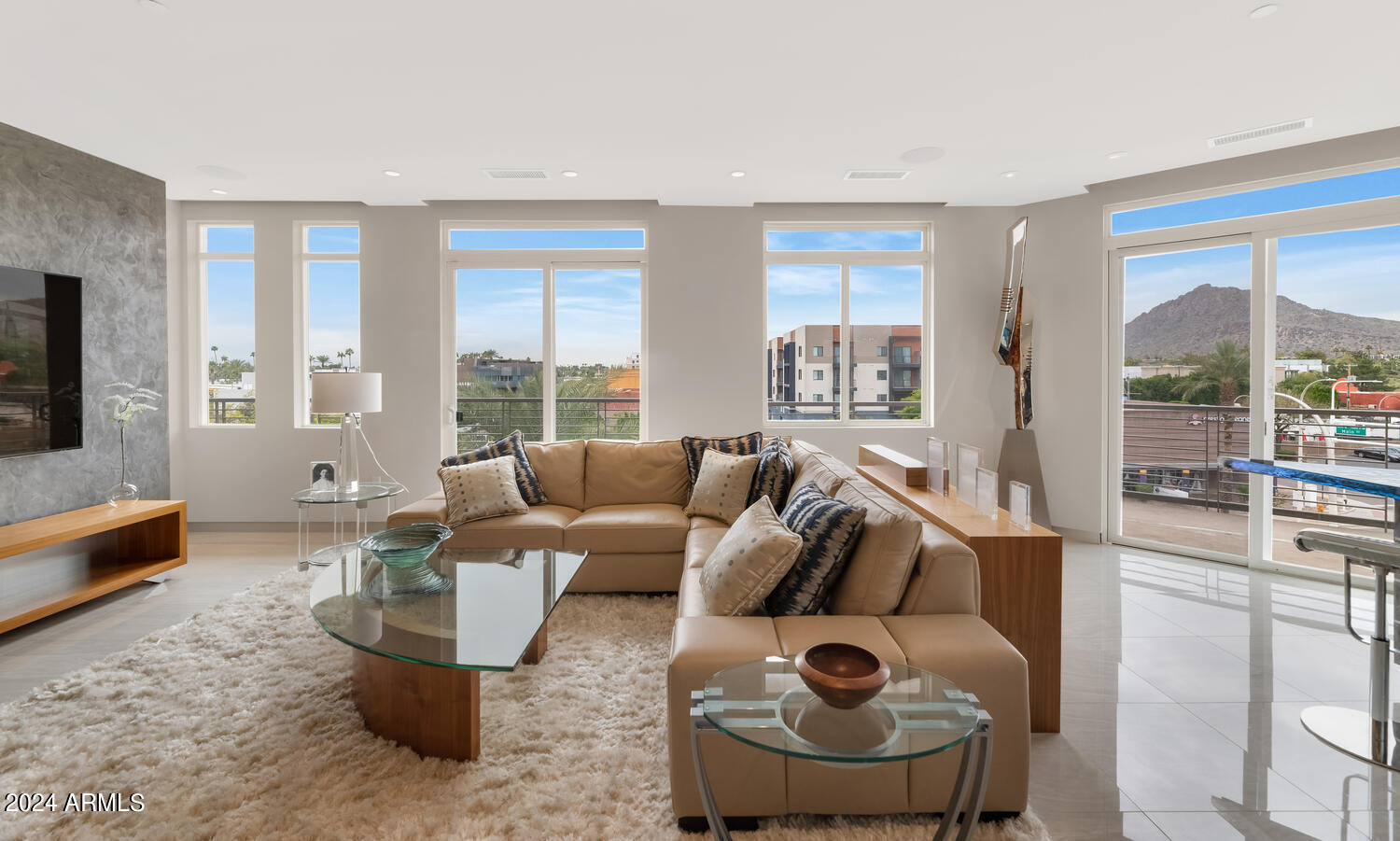 3801 N GOLDWATER Boulevard # 400