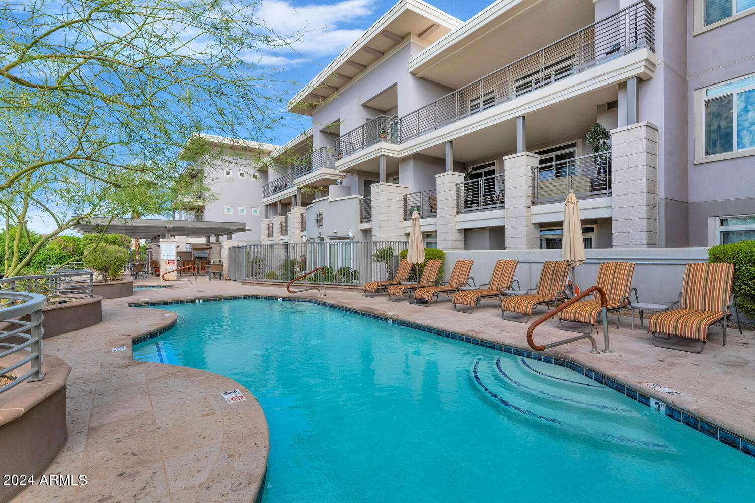 3801 N GOLDWATER Boulevard # 400