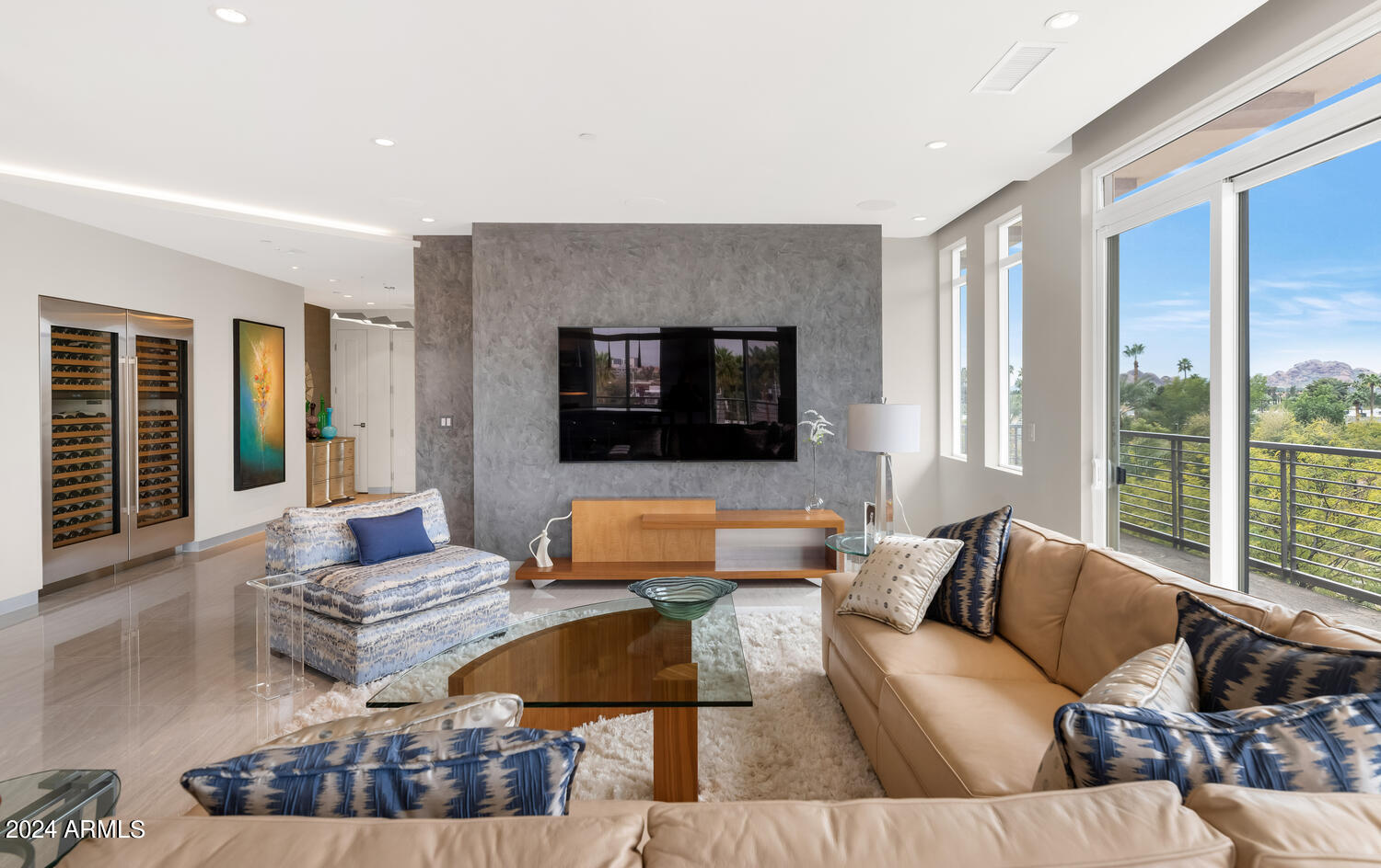 3801 N GOLDWATER Boulevard # 400