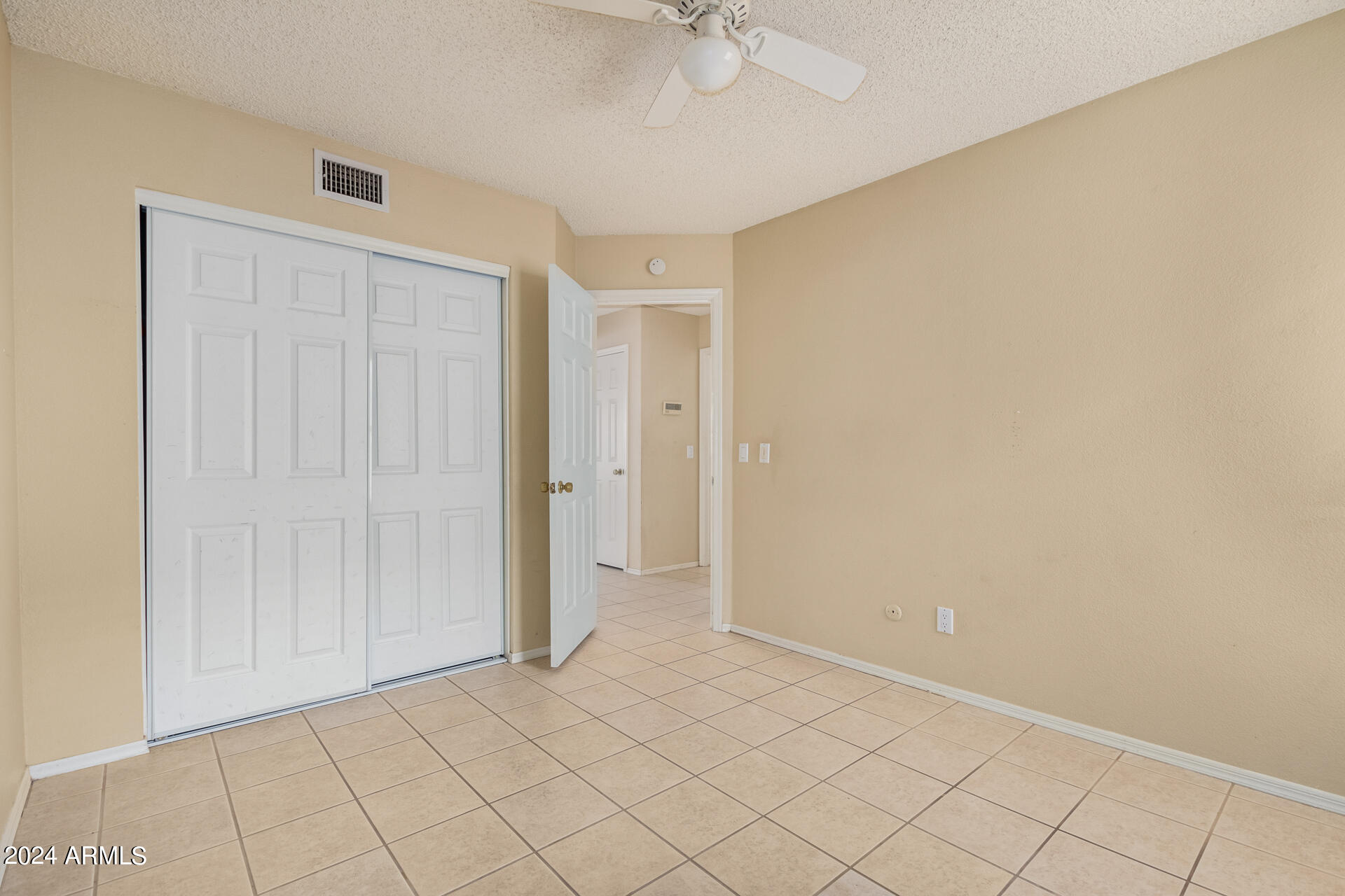 3228 E WILDWOOD Drive