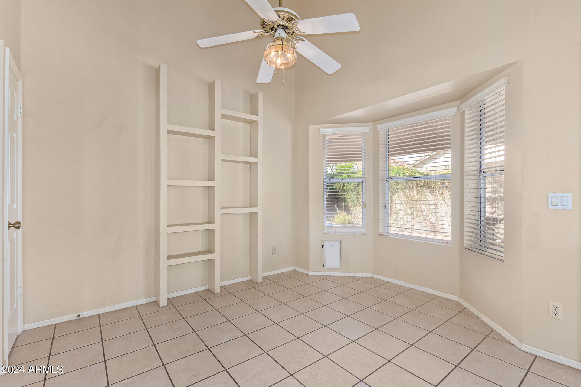 3228 E WILDWOOD Drive