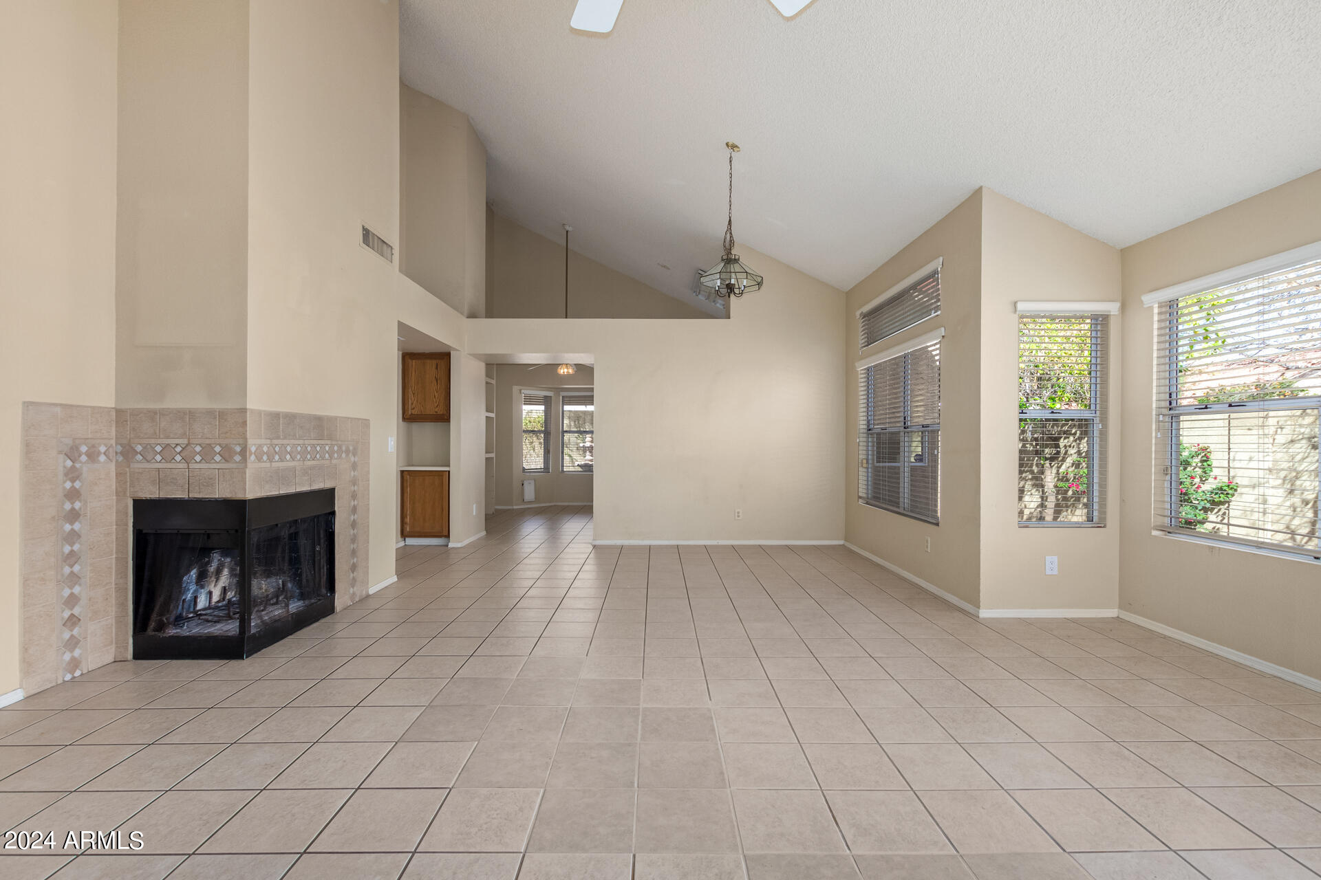 3228 E WILDWOOD Drive