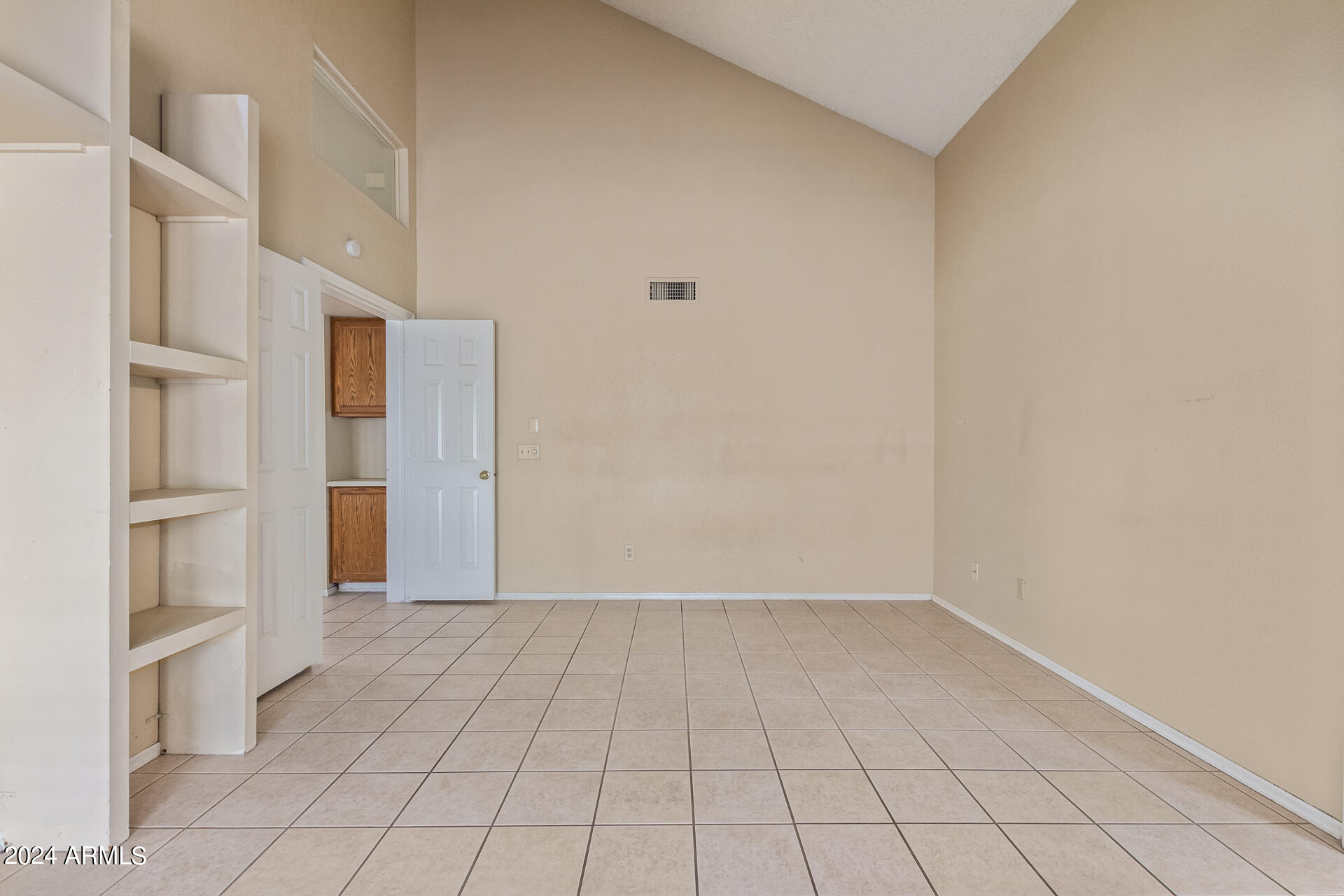 3228 E WILDWOOD Drive