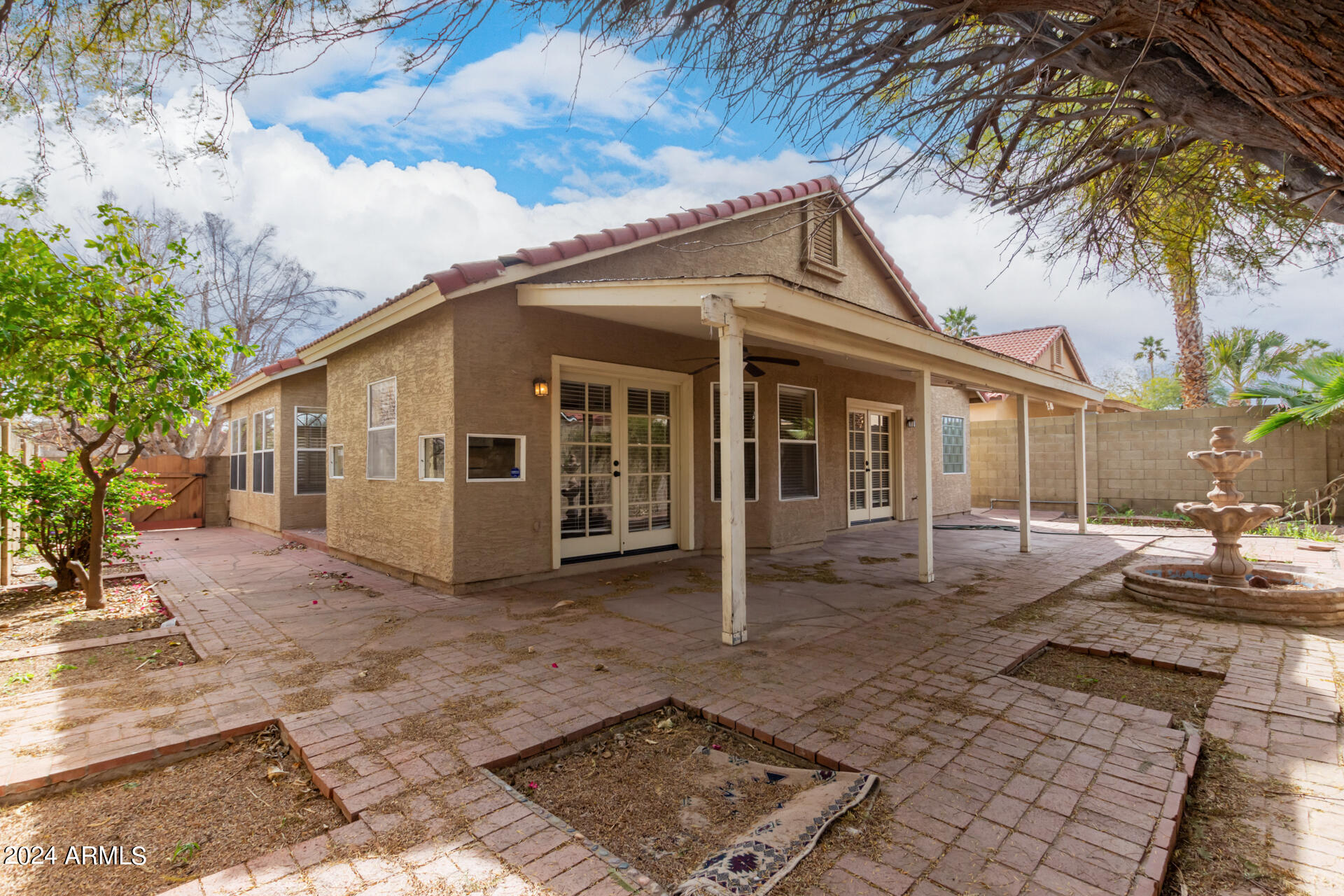 3228 E WILDWOOD Drive